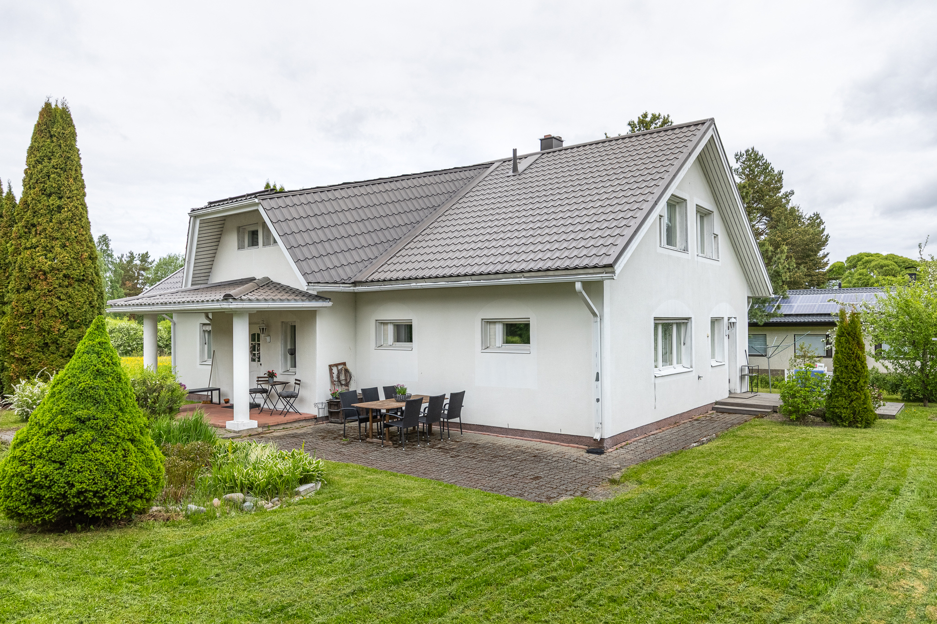 Valkamantie 6, Parola