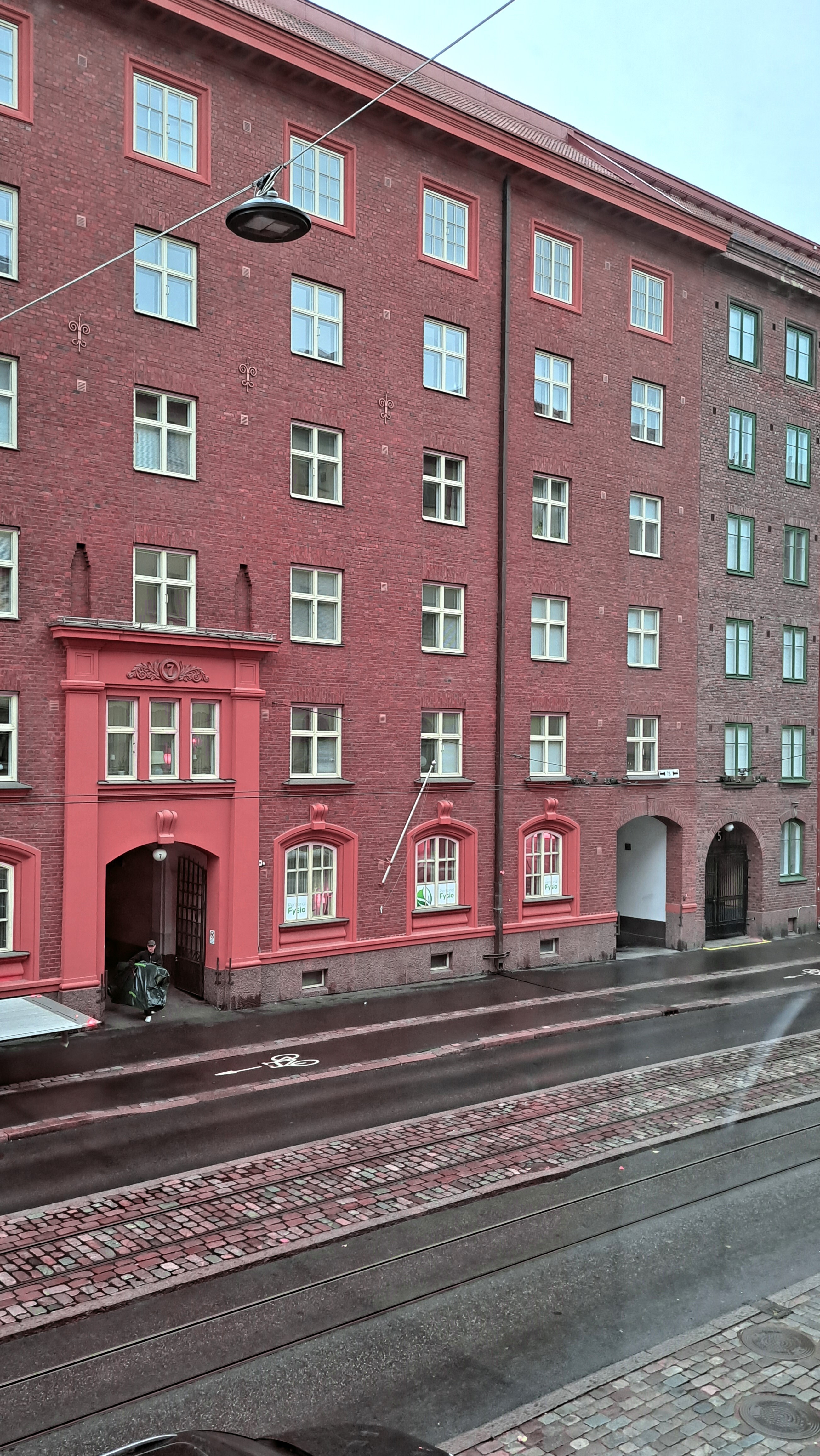 Caloniuksenkatu 6, Helsinki