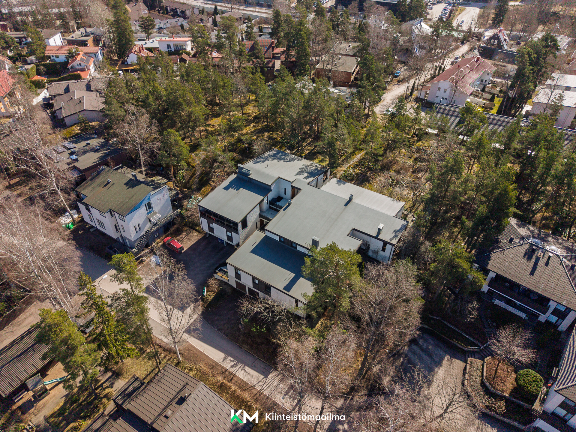 Aamuyöntie 12, Espoo