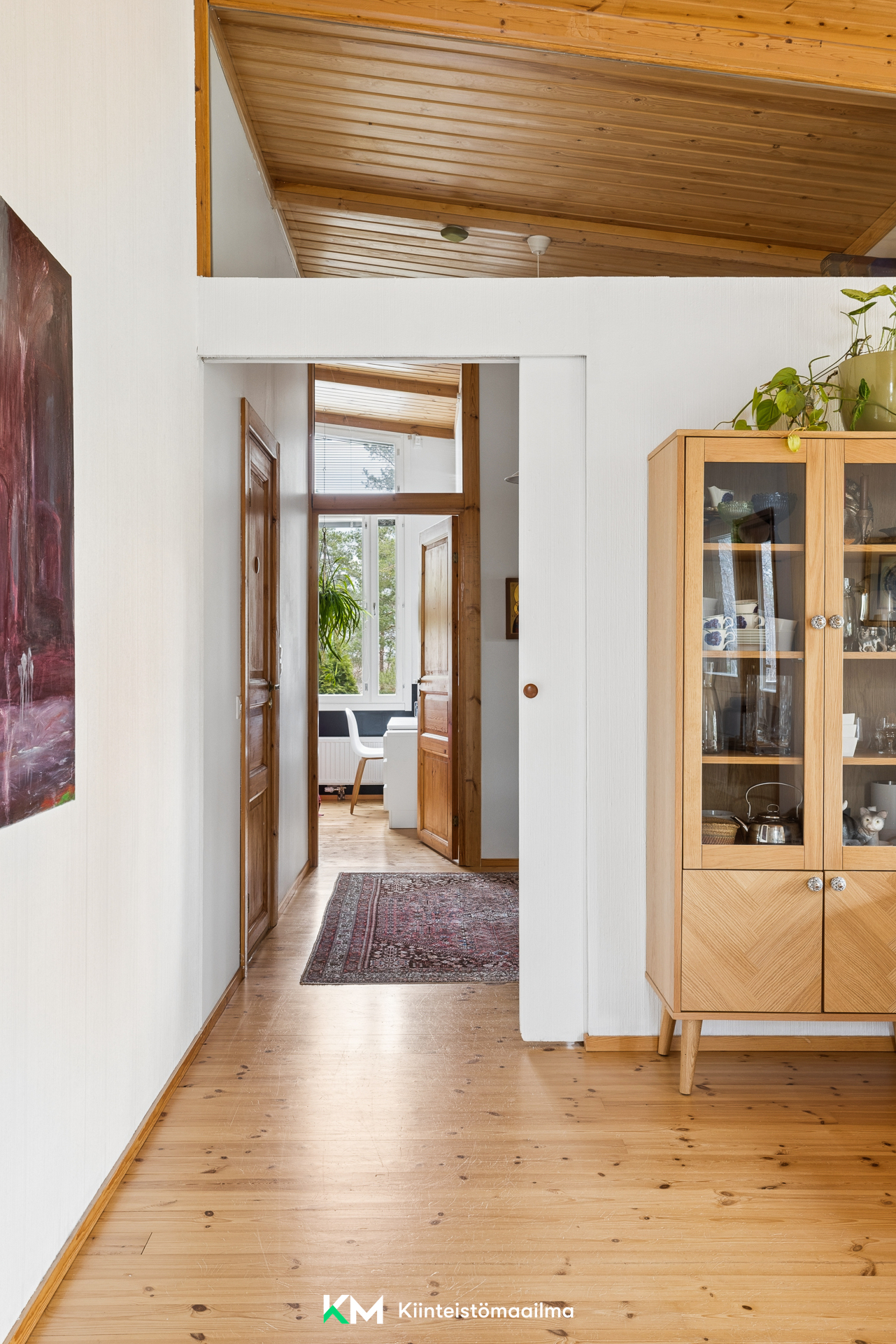 Aamuyöntie 12, Espoo