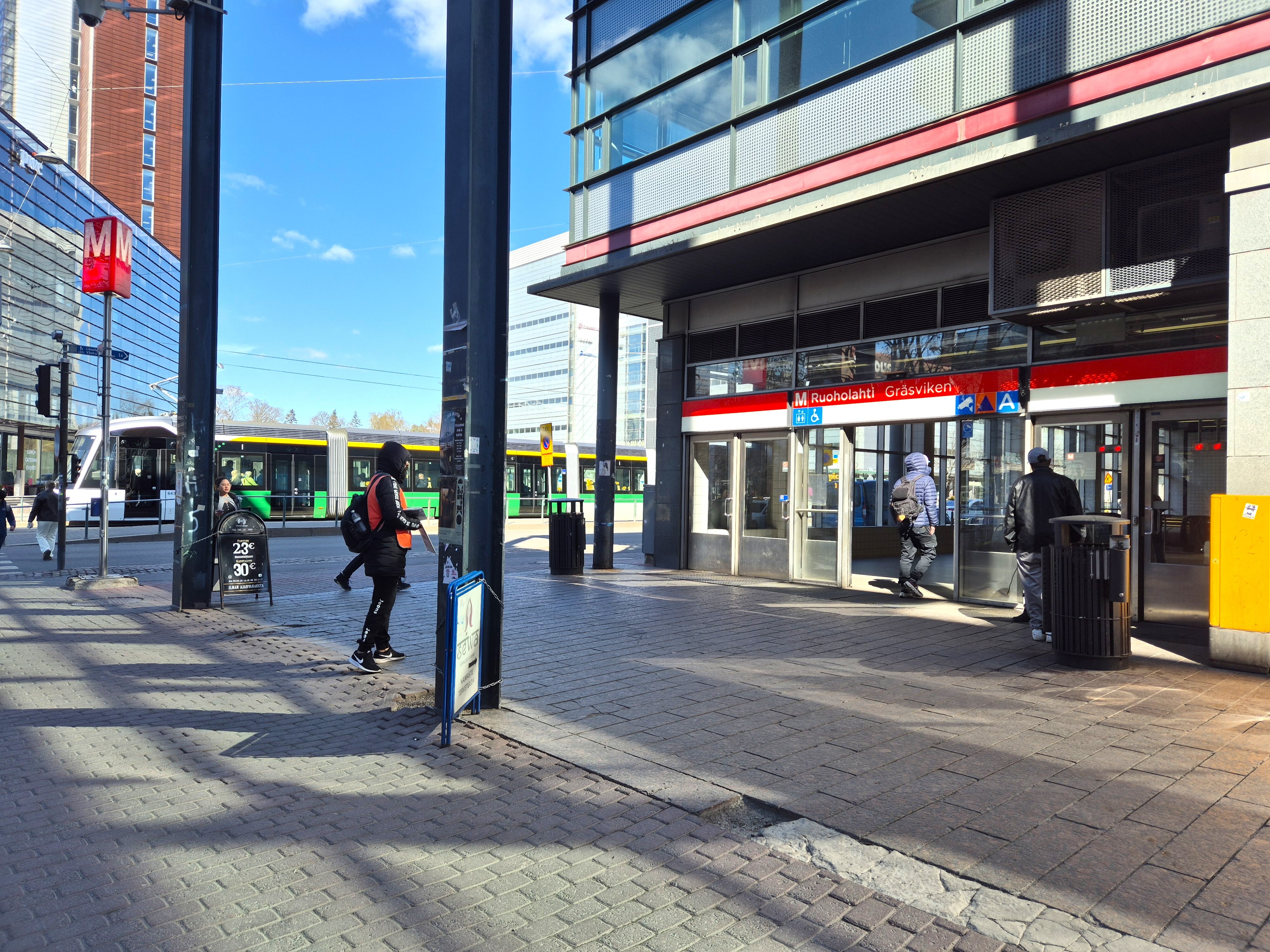 Metroasemalle kävelet kahdessa minuutissa!