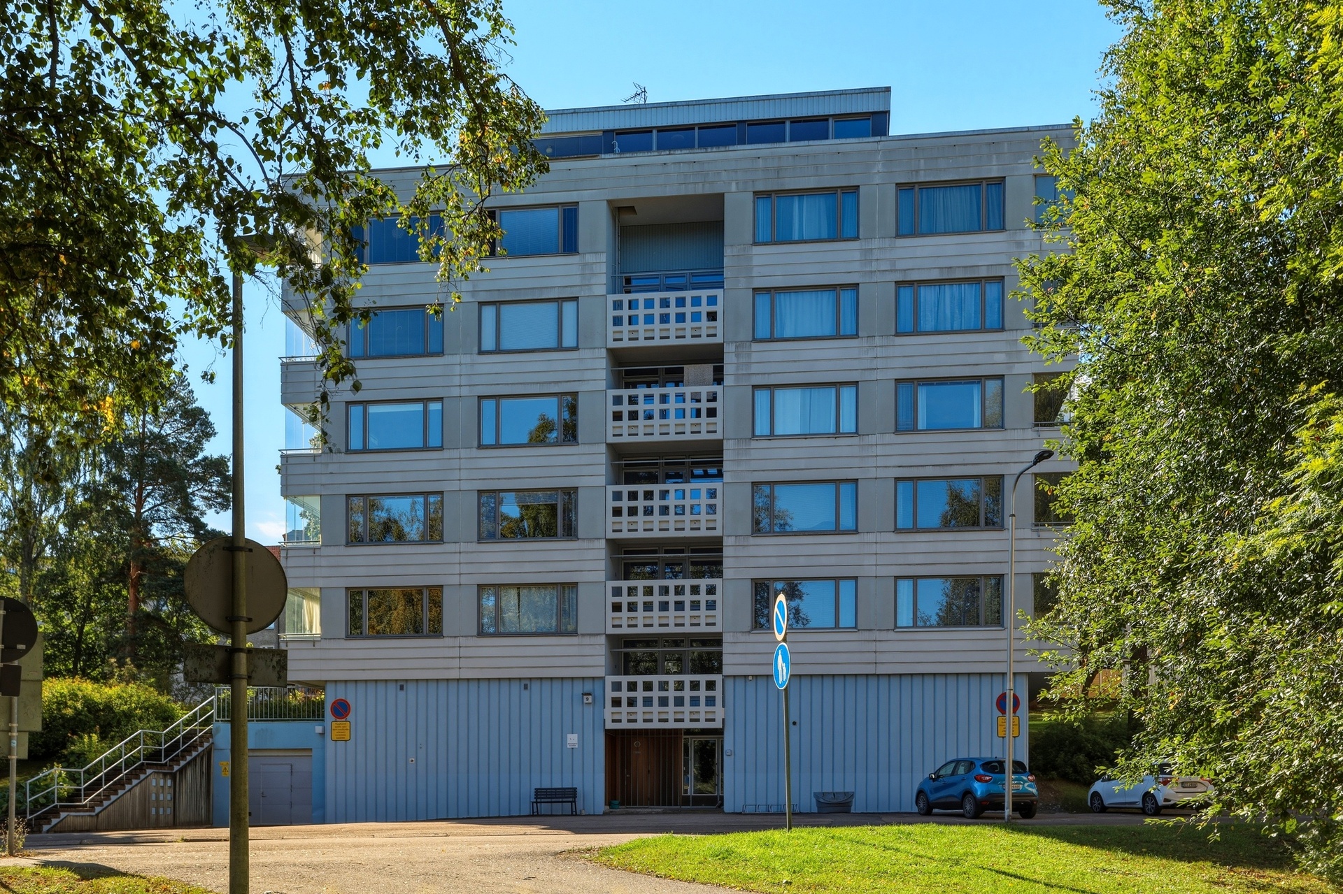 Urheilijankuja 9, Keskusta, Kouvola