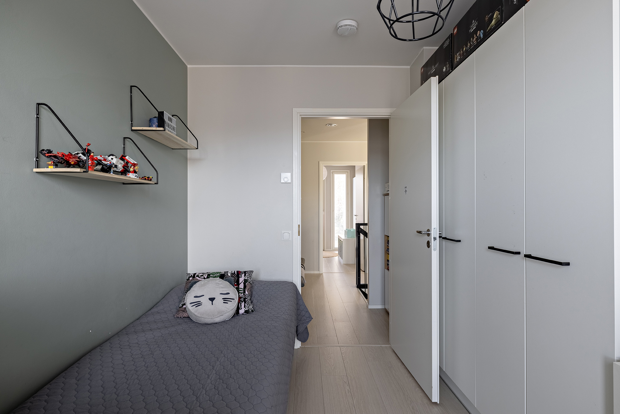 Mäyränmutka 6, Oulu