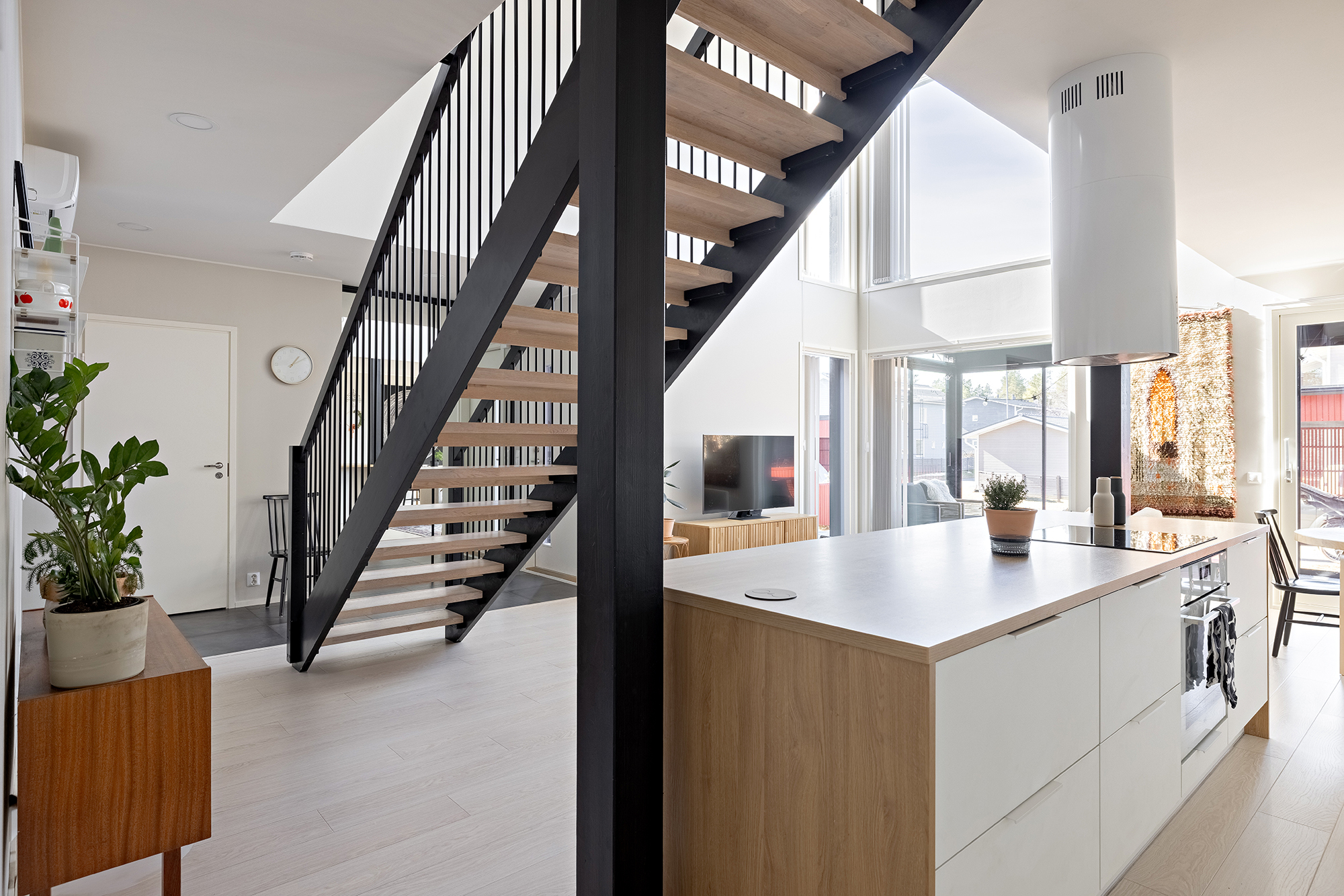 Mäyränmutka 6, Oulu