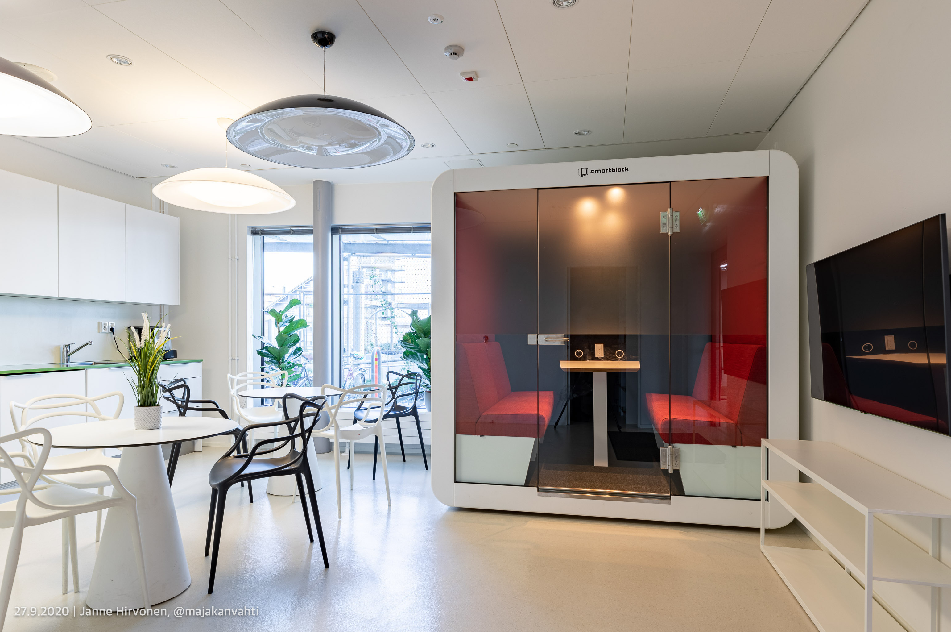 Taloyhtiön työtila.