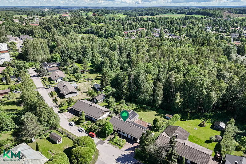 Laurilantie 9, Hedelmätarha, Hollola