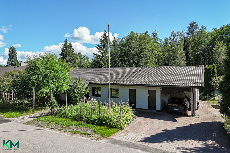 Laurilantie 9, Hedelmätarha, Hollola