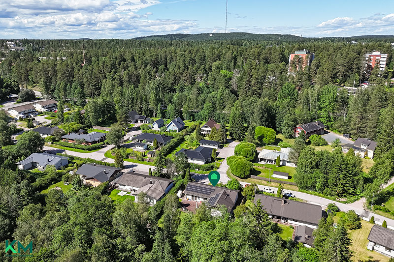 Laurilantie 9, Hedelmätarha, Hollola