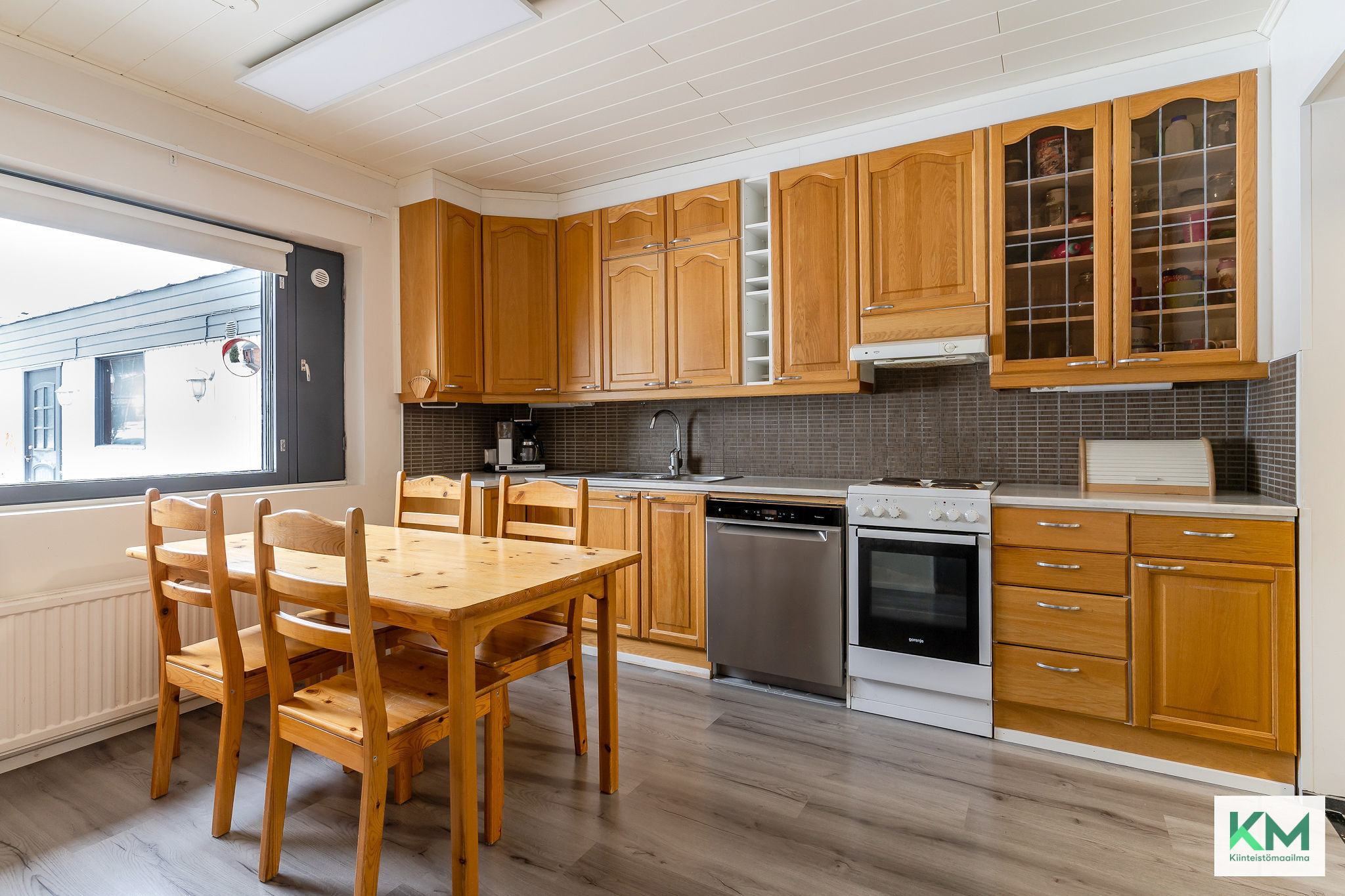 Laulurastaantie 11, Linturinne, Kangasala