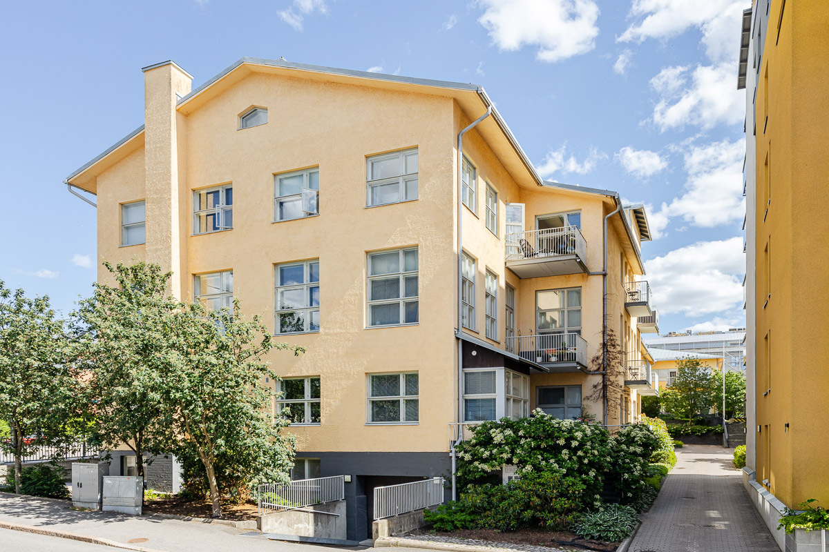 Pitäjänmäentie 20, Pitäjänmäki, Helsinki