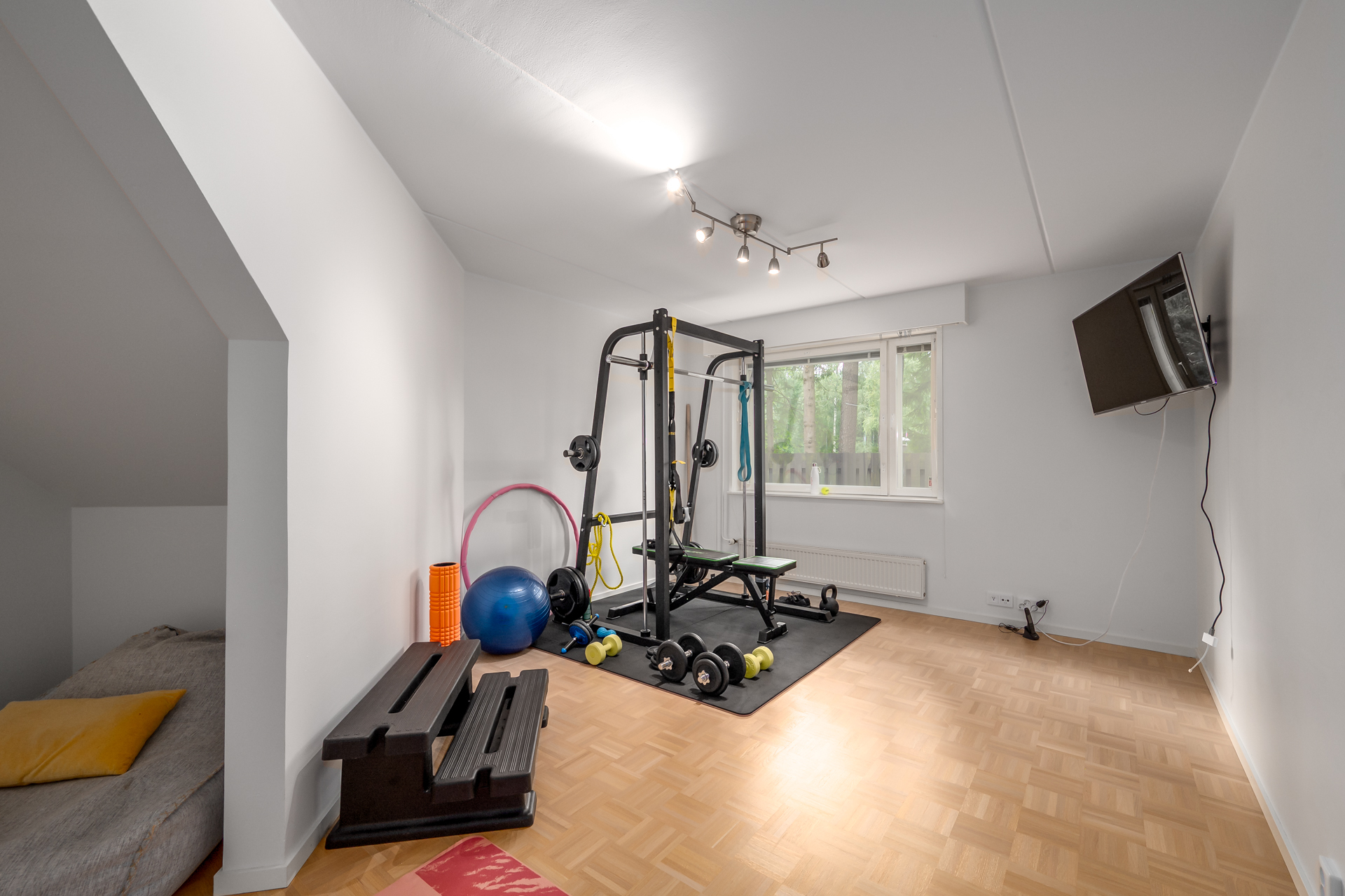Mäensyrjä 11, Westend, Espoo