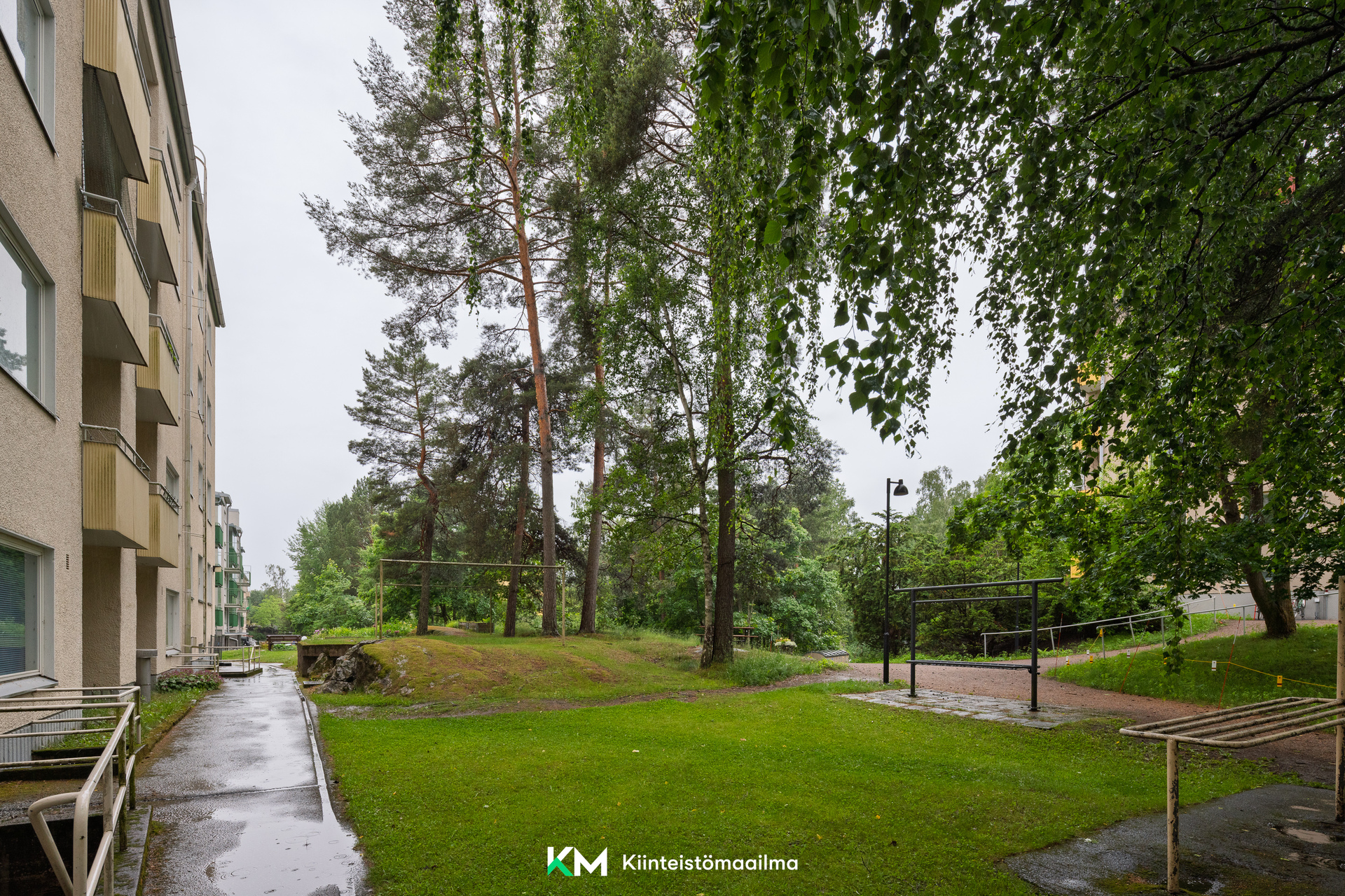 Hiihtomäentie 40, Länsi-Herttoniemi, Helsinki