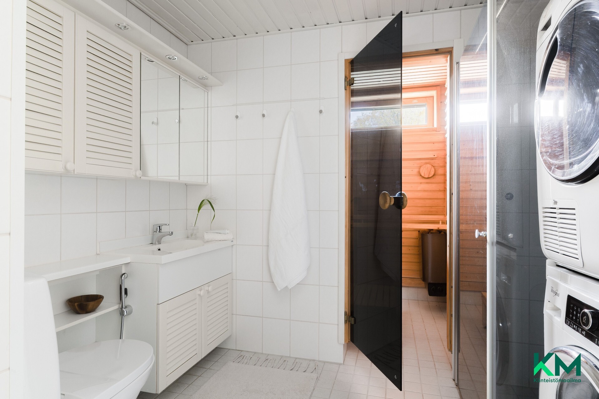 Radanrakentajantie 4, Helsinki