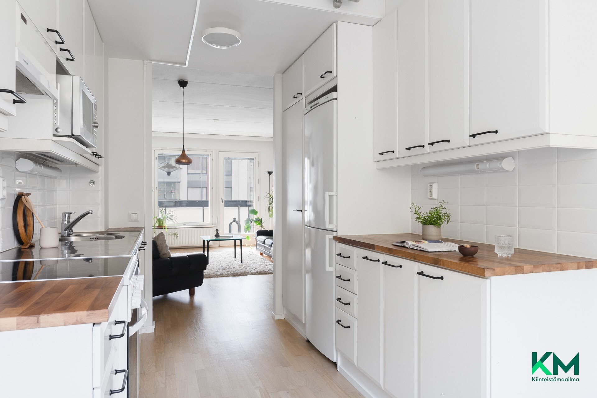 Radanrakentajantie 4, Helsinki