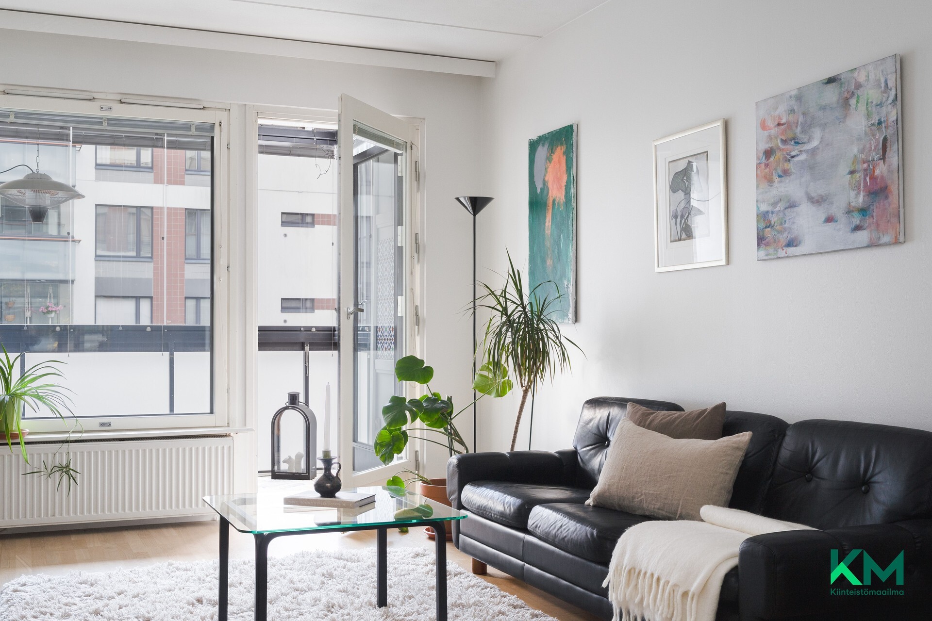 Radanrakentajantie 4, Helsinki