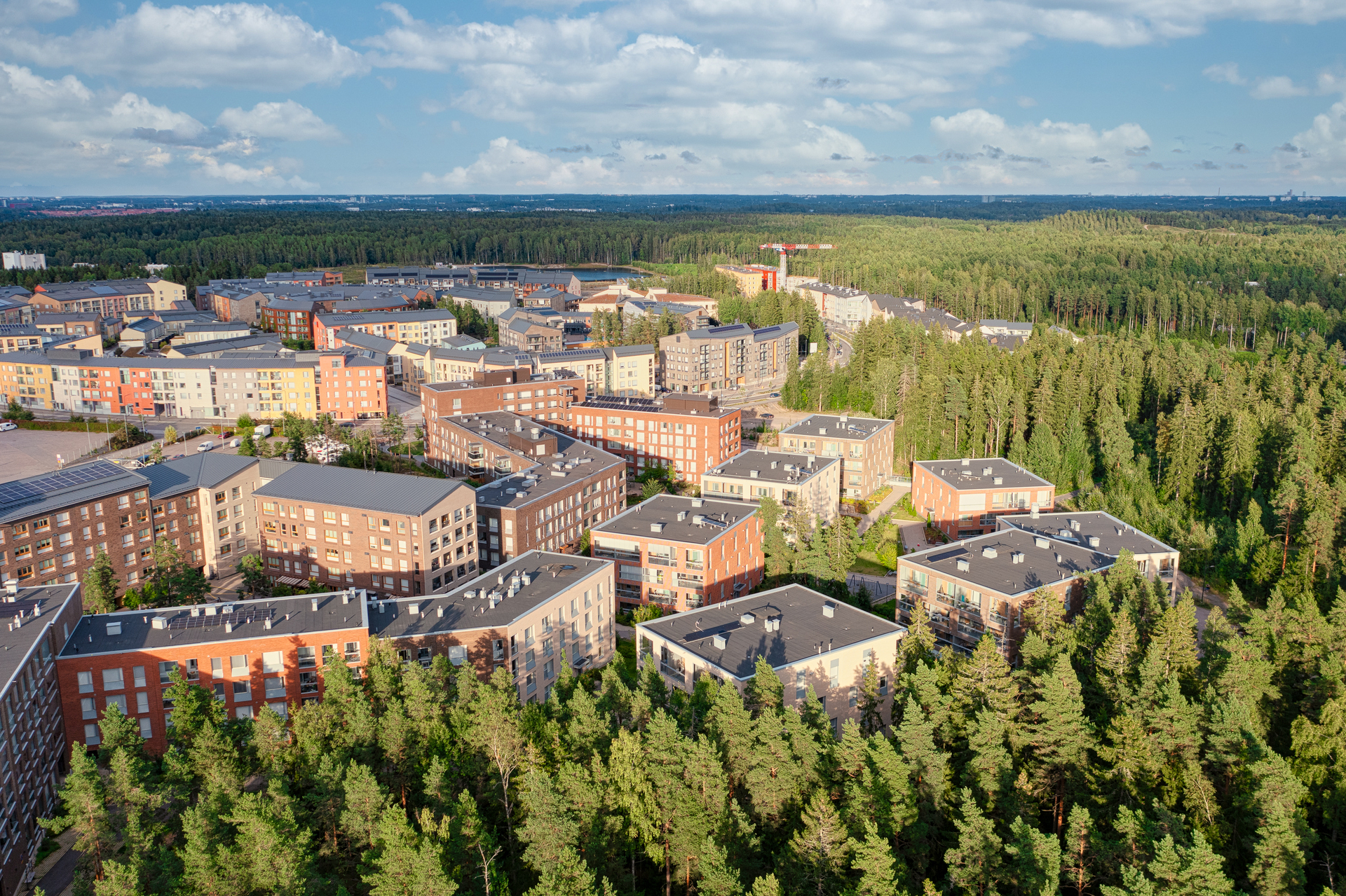 Maisemamaalauksenkatu 4, Kuninkaantammi, Helsinki
