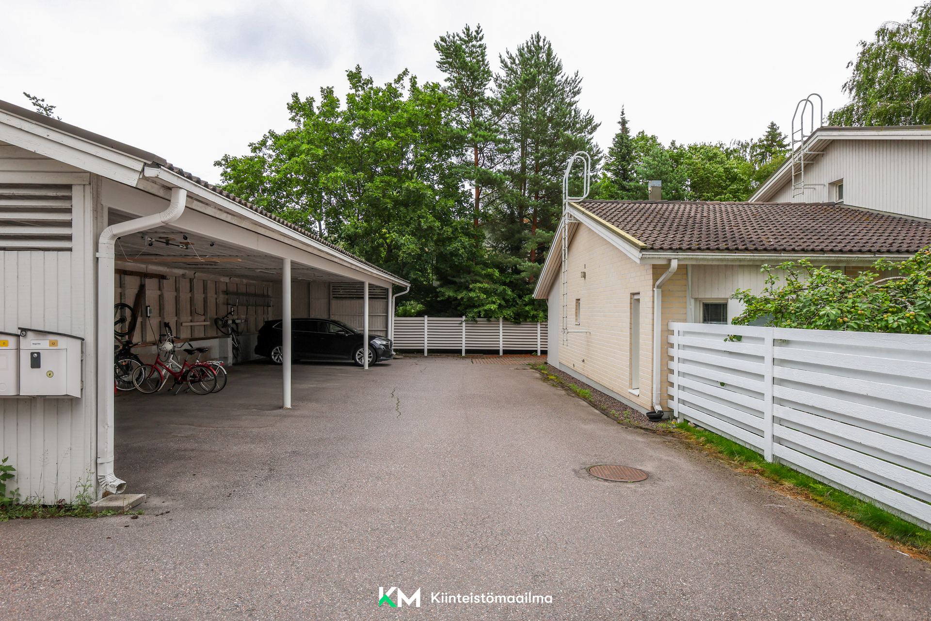 Keskiyöntie 16, Olari, Espoo
