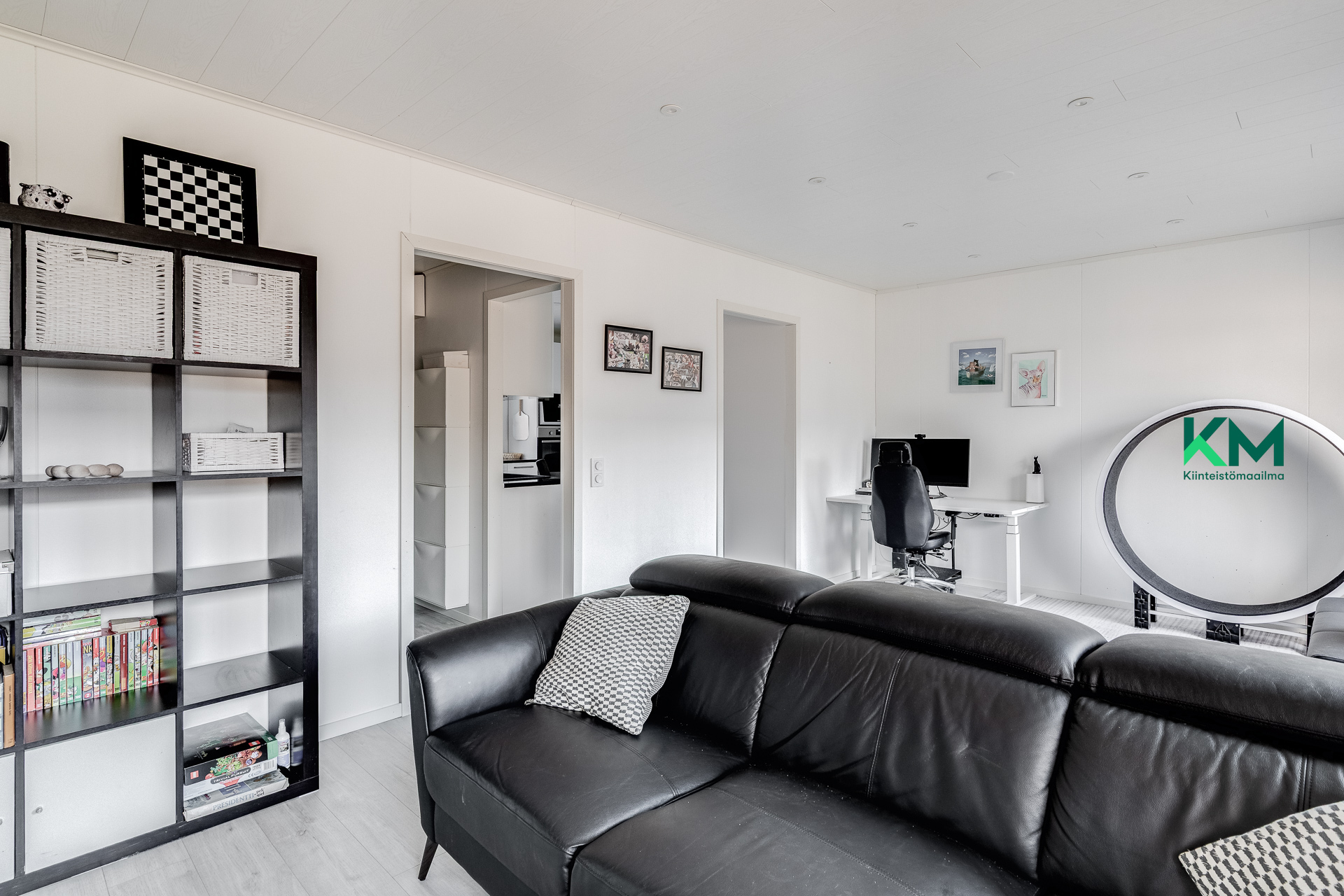 Rakovalkeantie 17, Helsinki