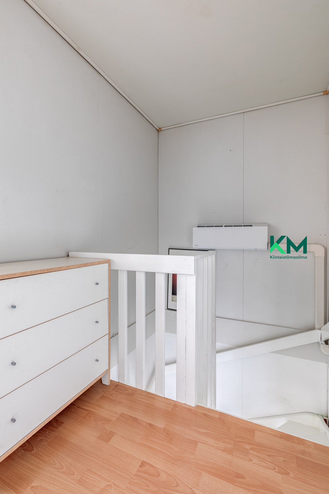 Rakovalkeantie 17, Helsinki