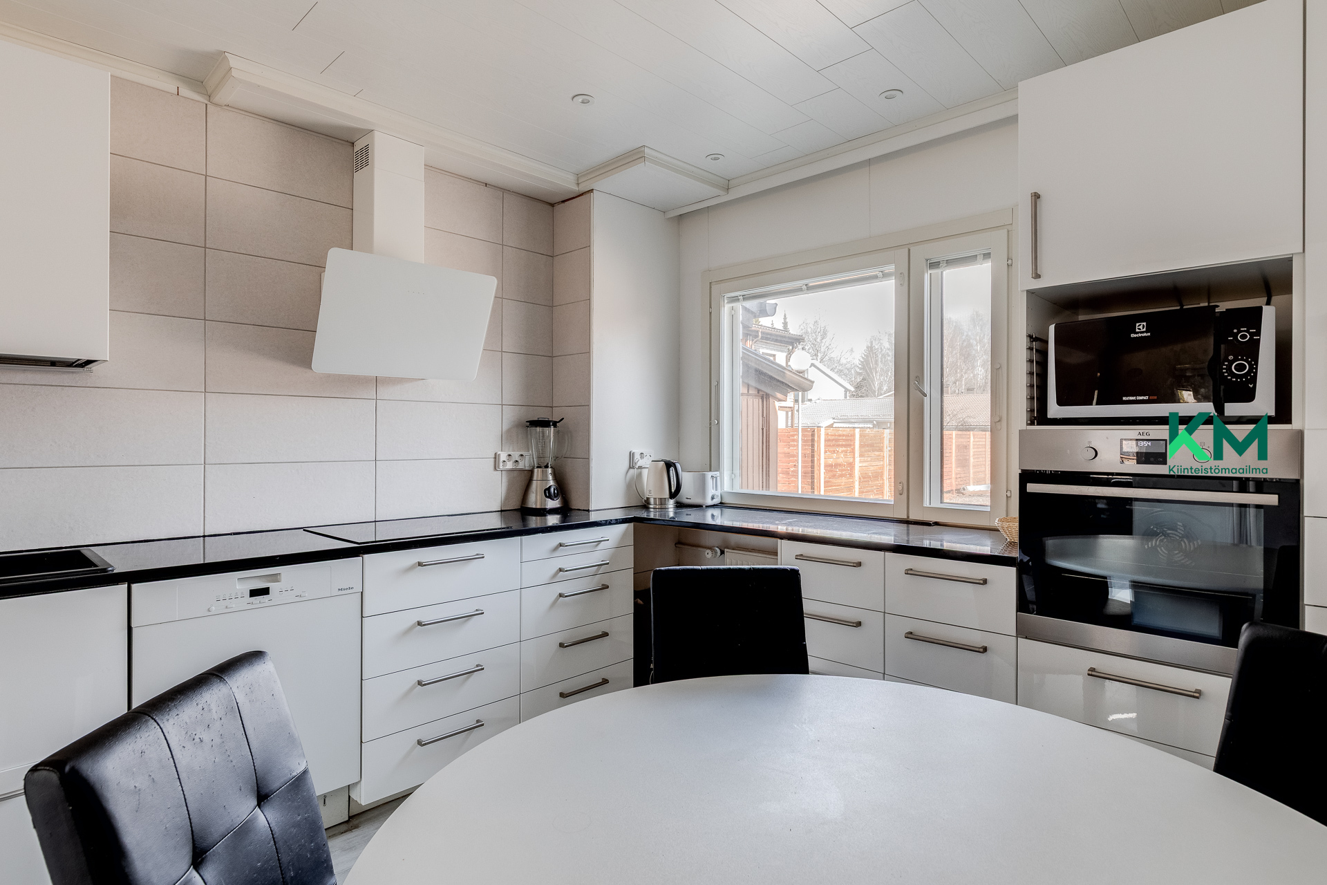 Rakovalkeantie 17, Helsinki