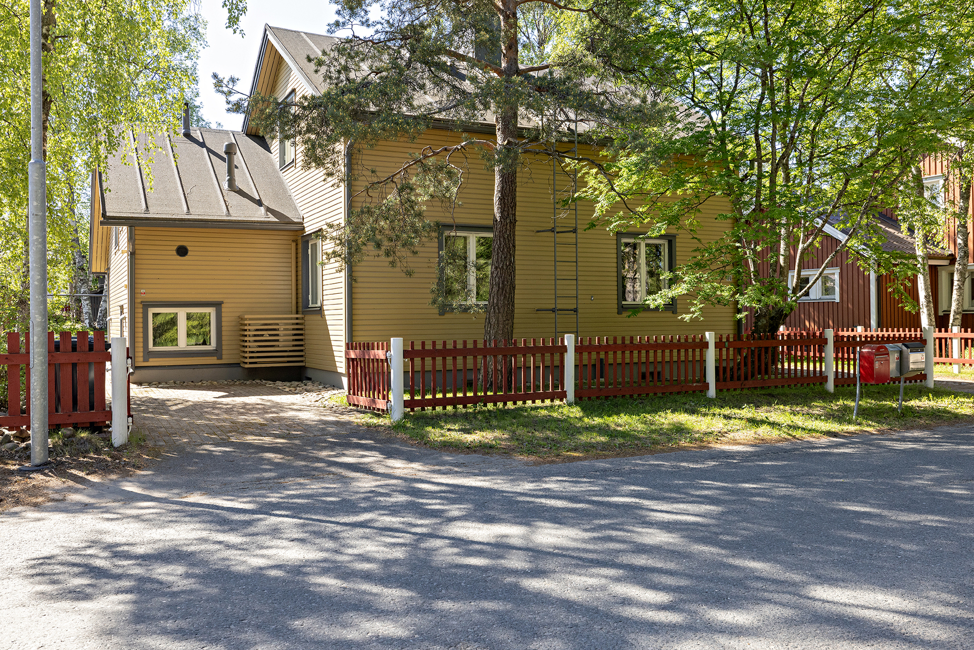 Kaukovainionkatu 34, Karjasilta, Oulu