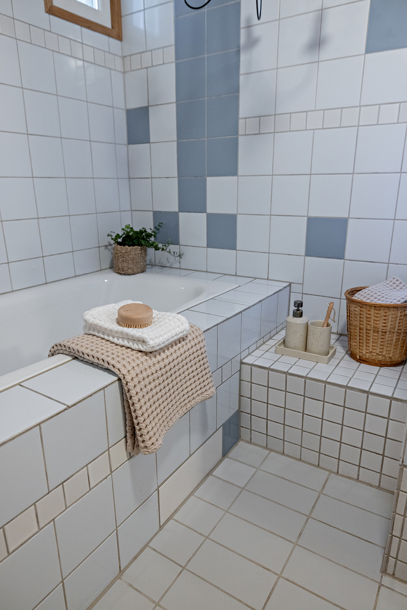 Kaukovainionkatu 34, Karjasilta, Oulu