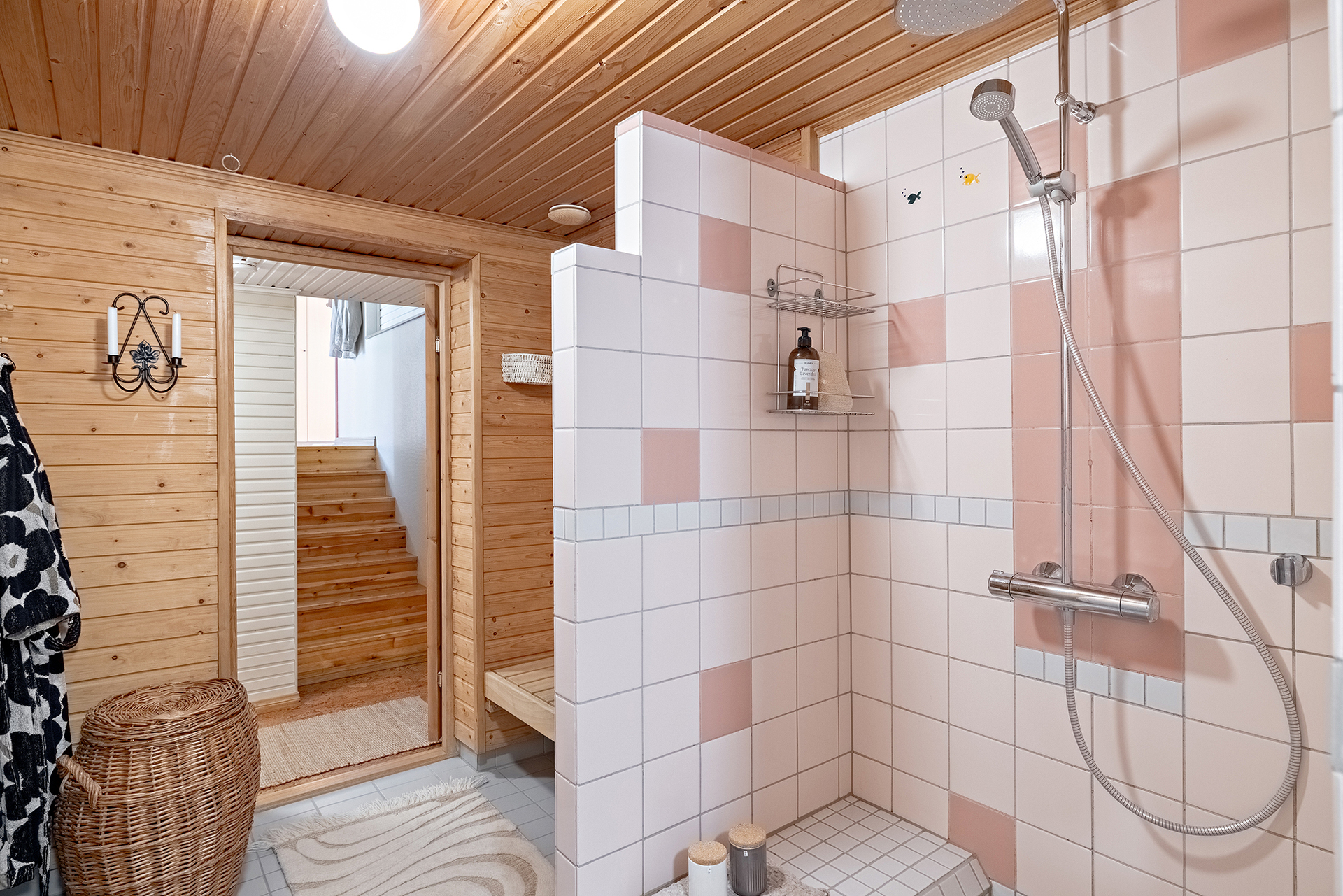 Kaukovainionkatu 34, Karjasilta, Oulu
