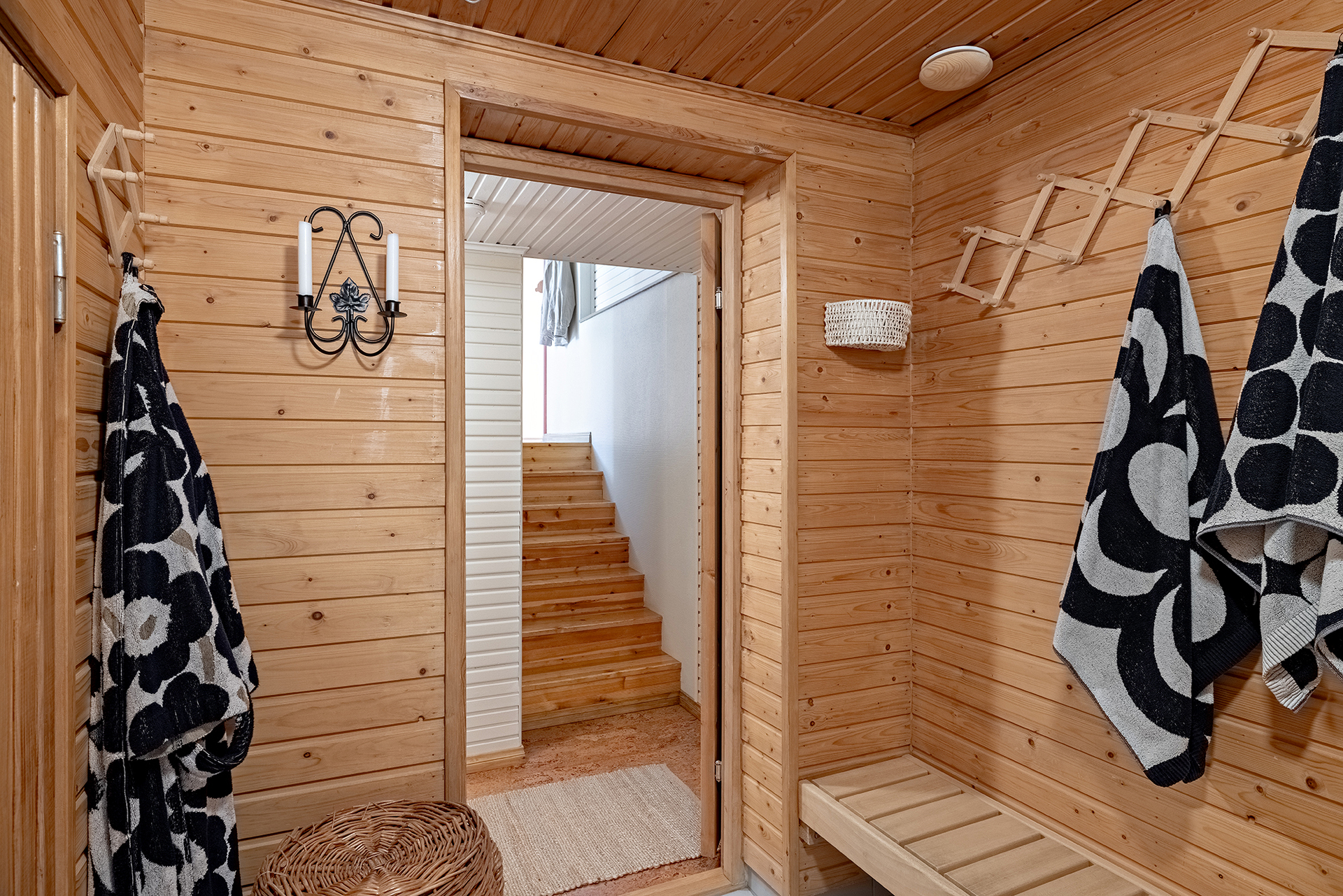 Kaukovainionkatu 34, Karjasilta, Oulu