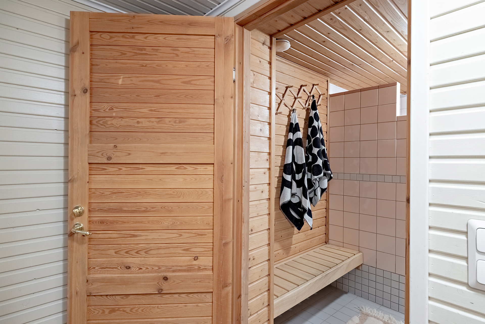 Kaukovainionkatu 34, Karjasilta, Oulu