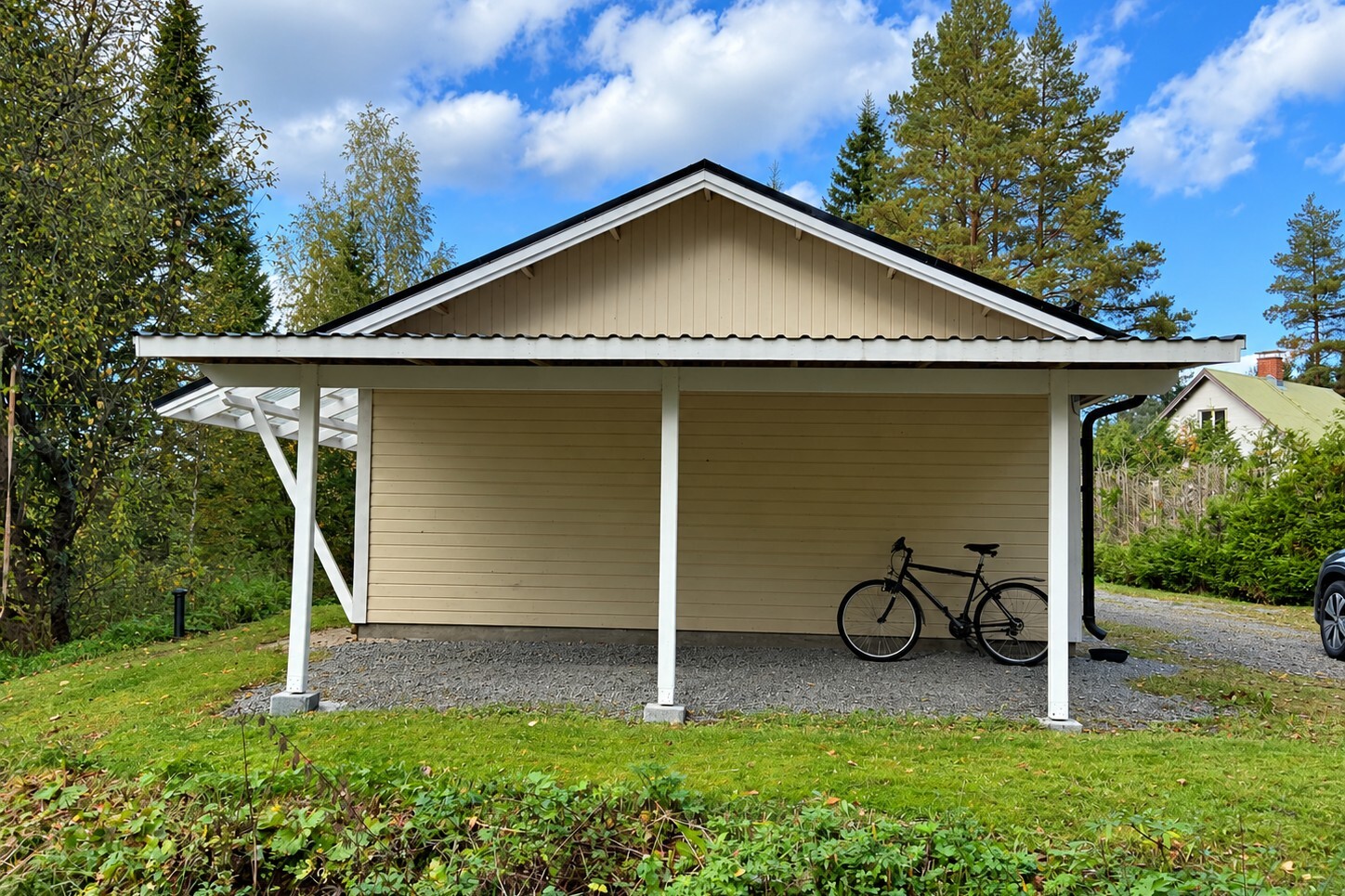 Leppäkorventie 183, Väärinmaja, Väärinmaja
