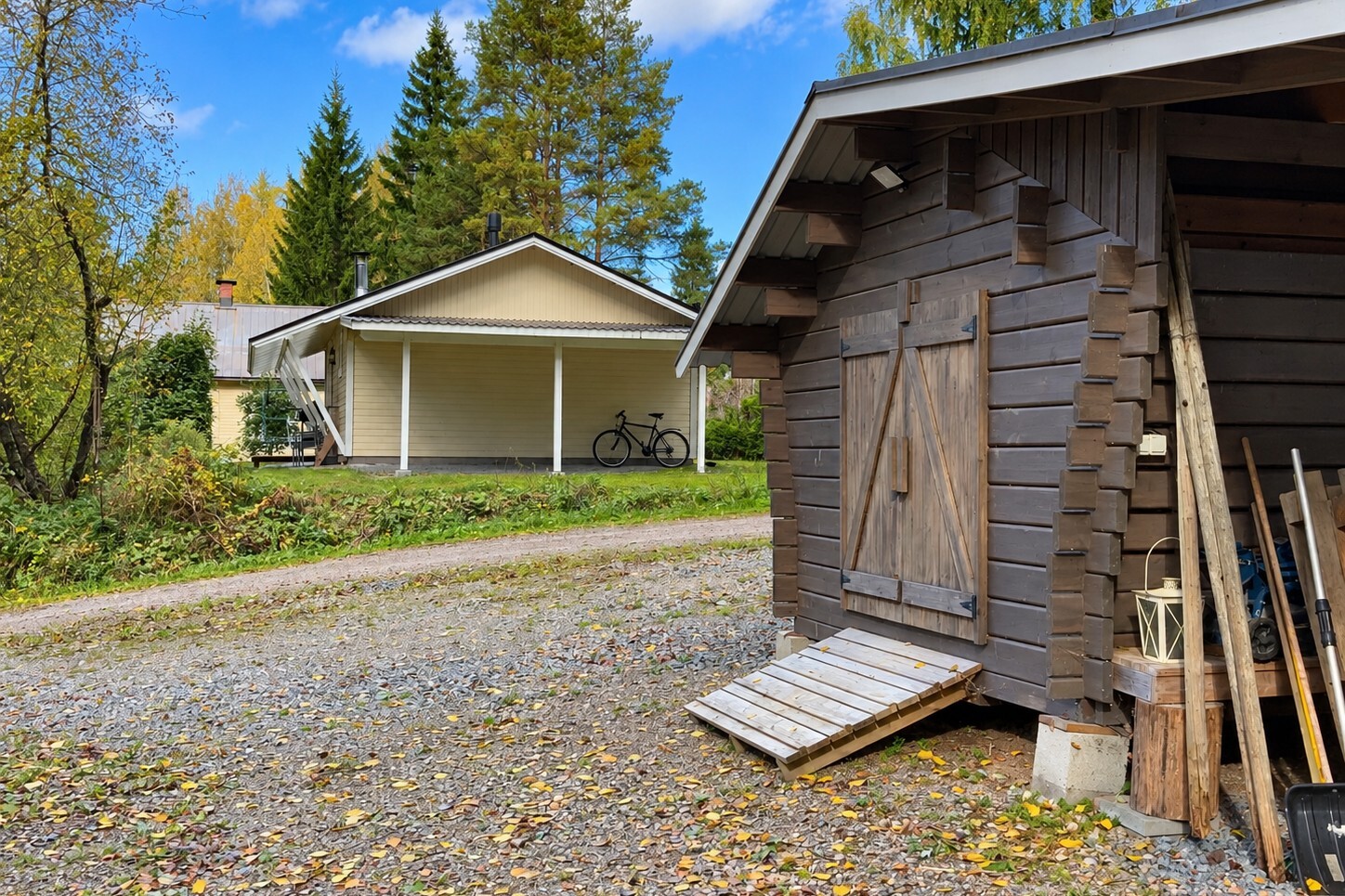 Leppäkorventie 183, Väärinmaja, Väärinmaja