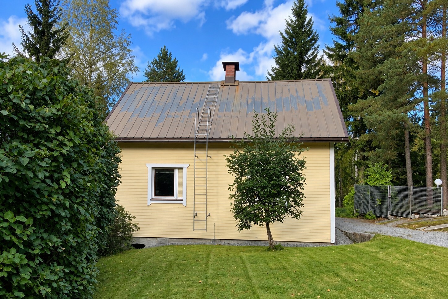 Leppäkorventie 183, Väärinmaja, Väärinmaja