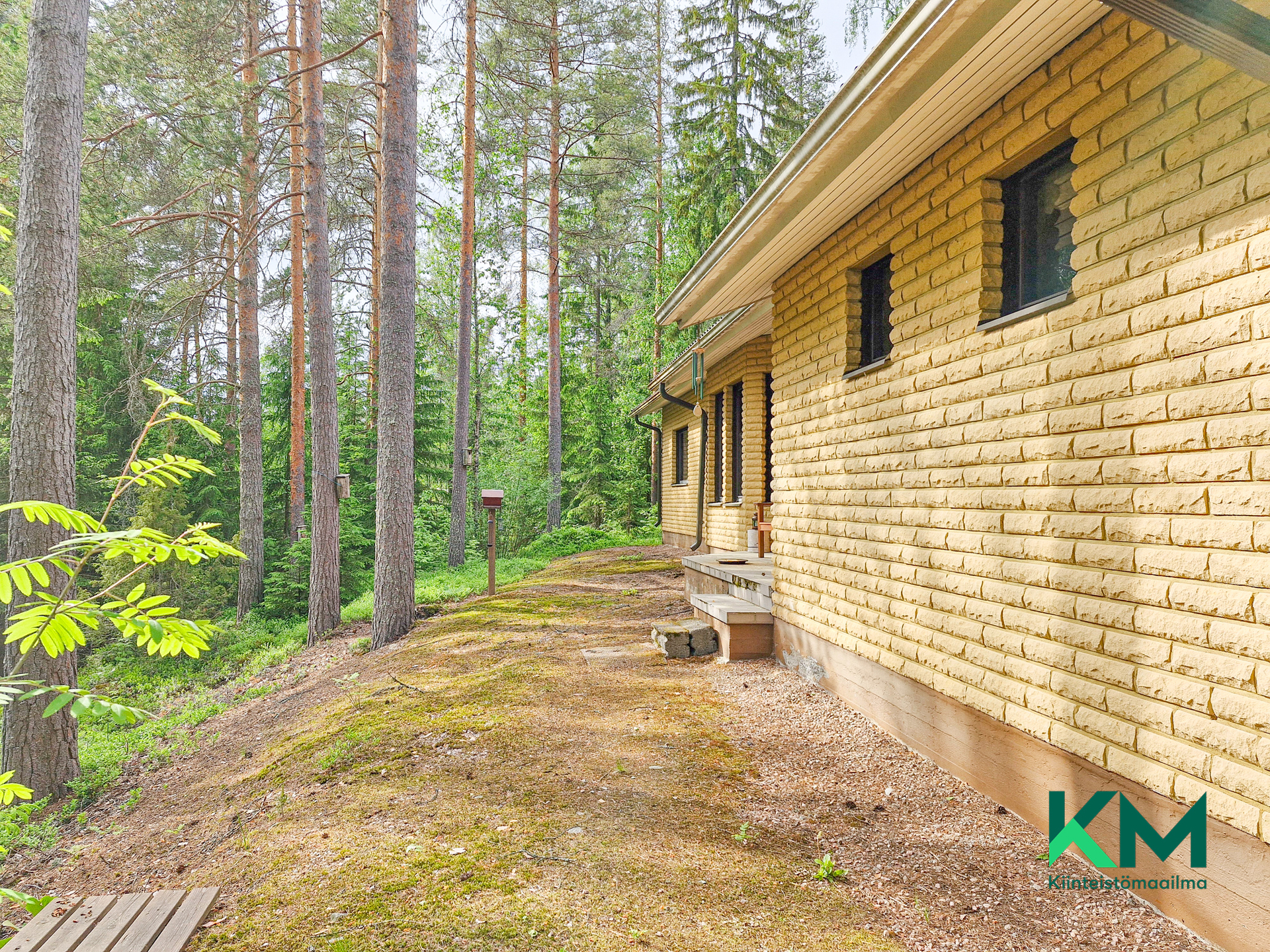 Pirttiniementie 27, Enonkoski