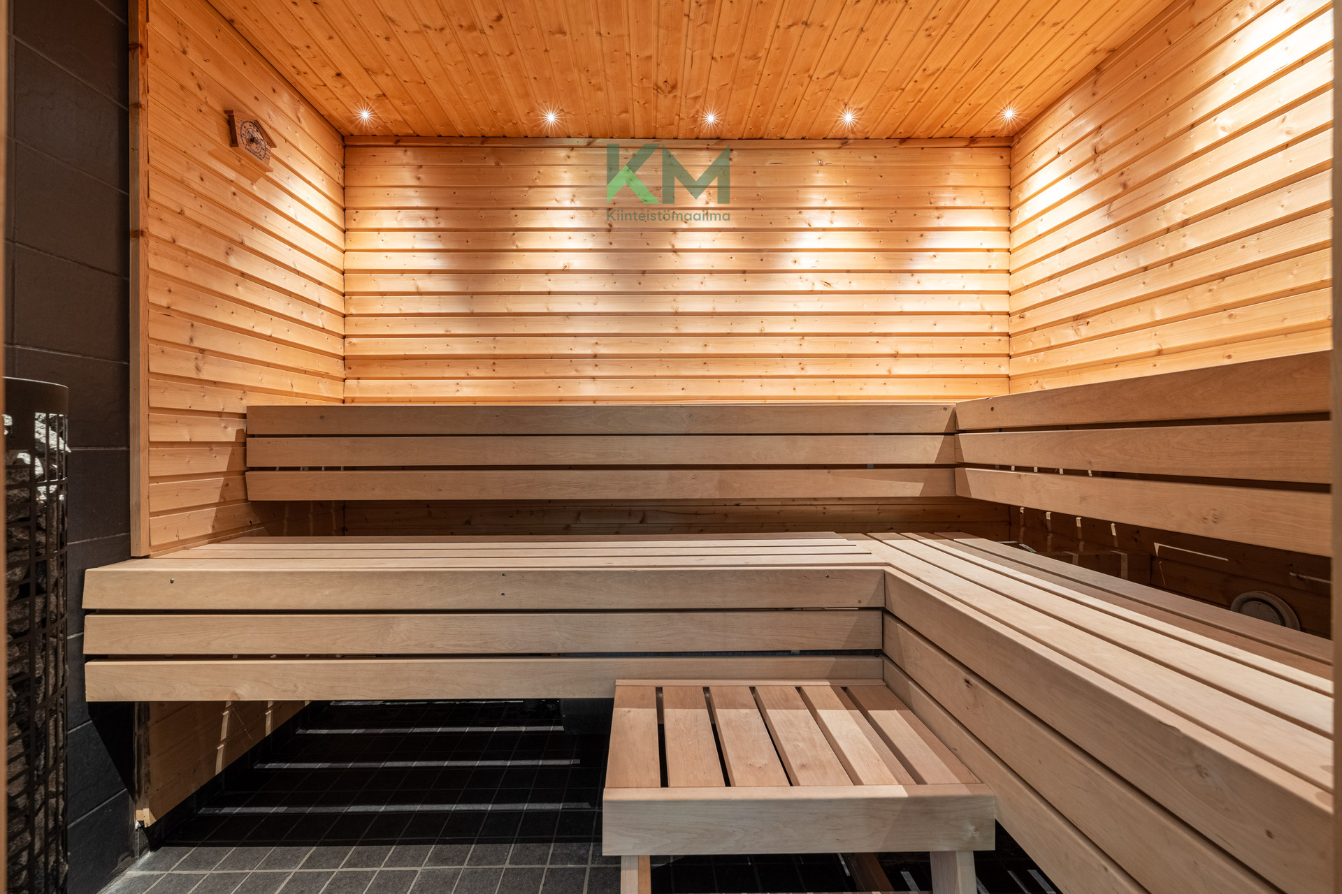 Mäenalustie 9, Tahkovuori, Kuopio