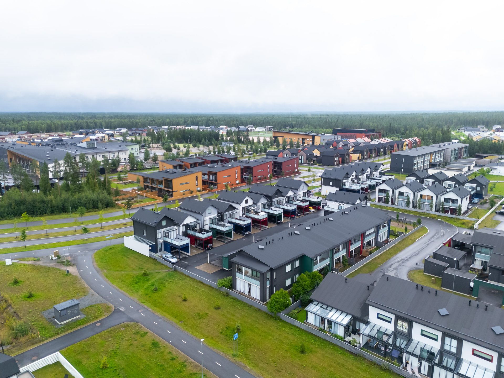 Sotilasmarssi 6, Hiukkavaara, Oulu