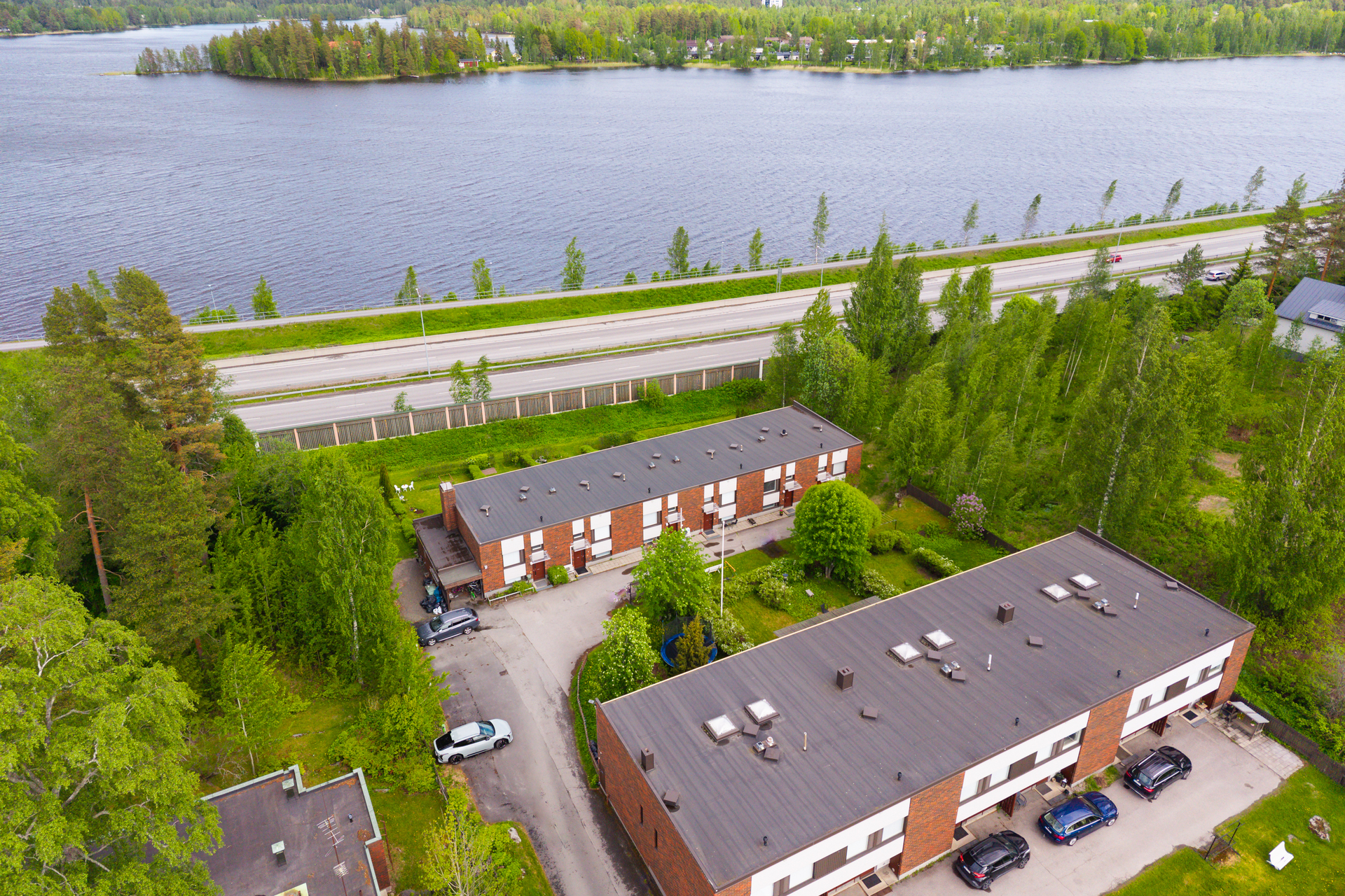Saarijärventie 10, Jyväskylä