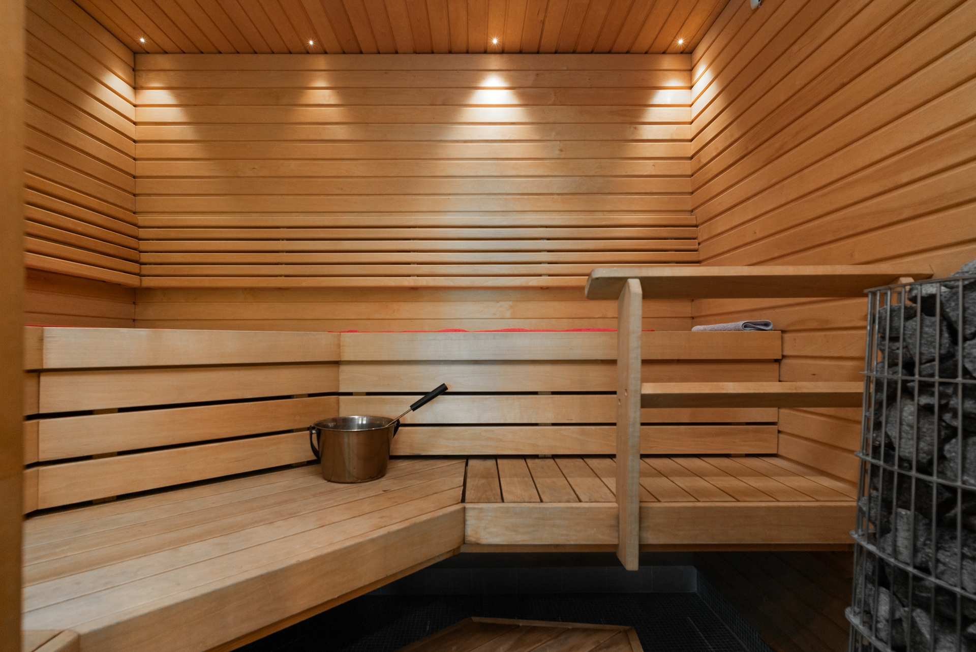 Päärakennuksen sauna
