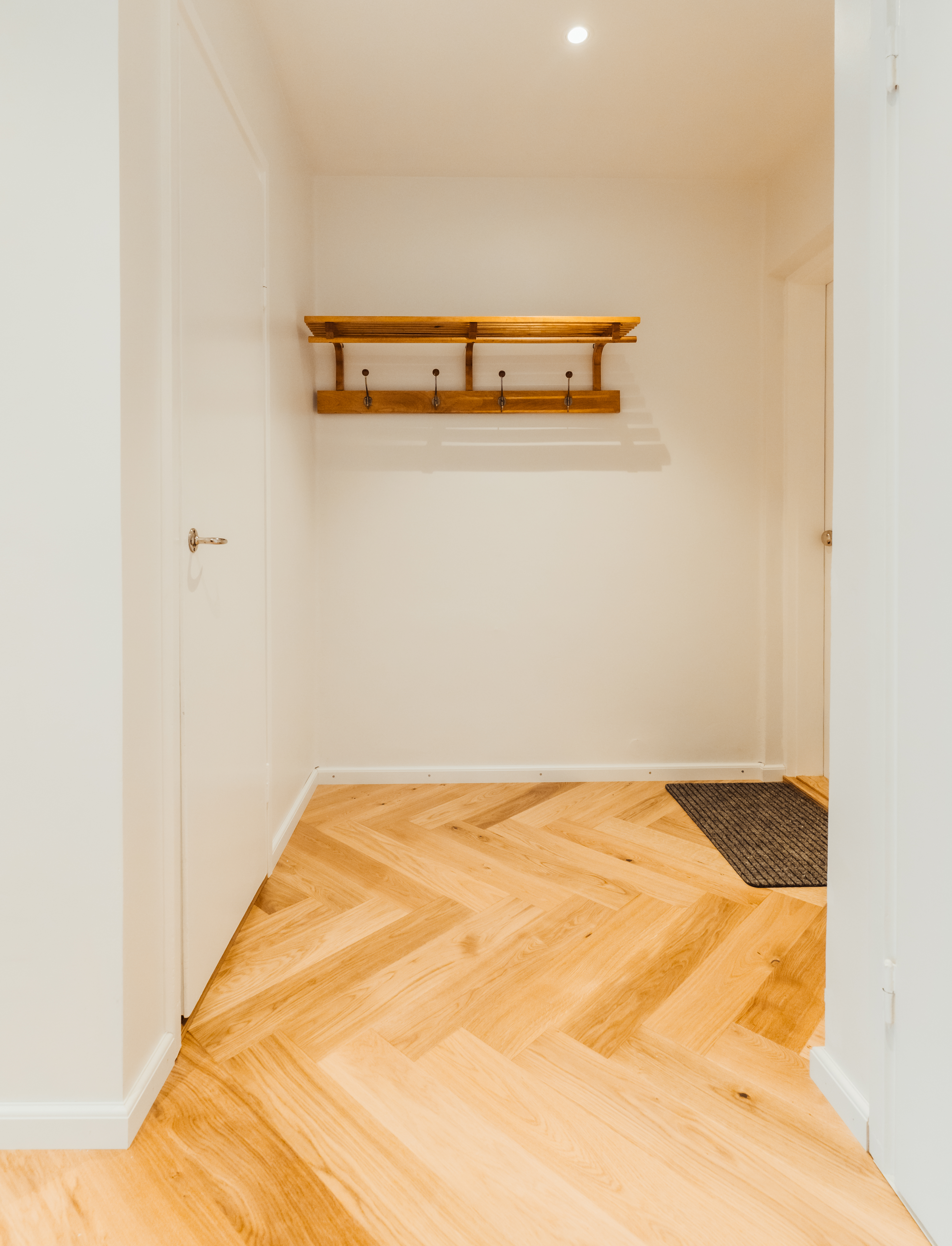 Näyttelijäntie 12, Pohjois-Haaga, Helsinki