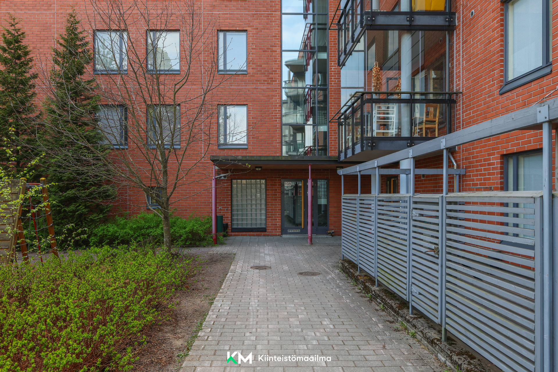 Gustav Pauligin katu 10, Aurinkolahti, Helsinki