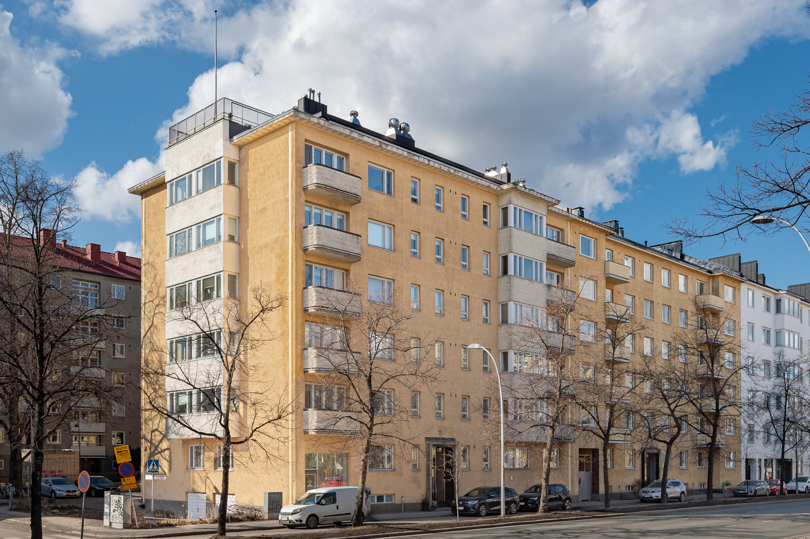 Huopalahdentie 8a, Munkkiniemi, Helsinki