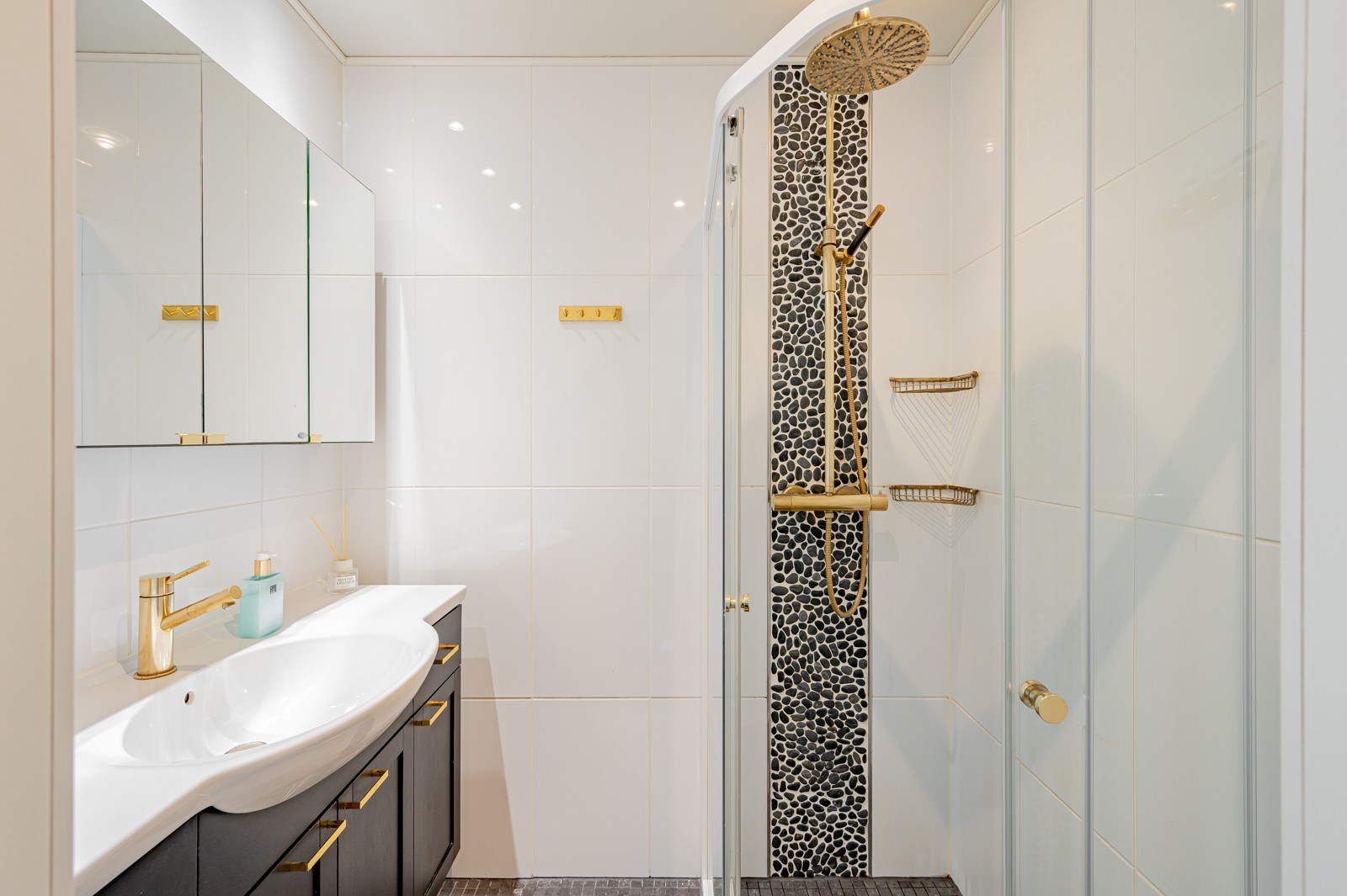 Huopalahdentie 8a, Munkkiniemi, Helsinki