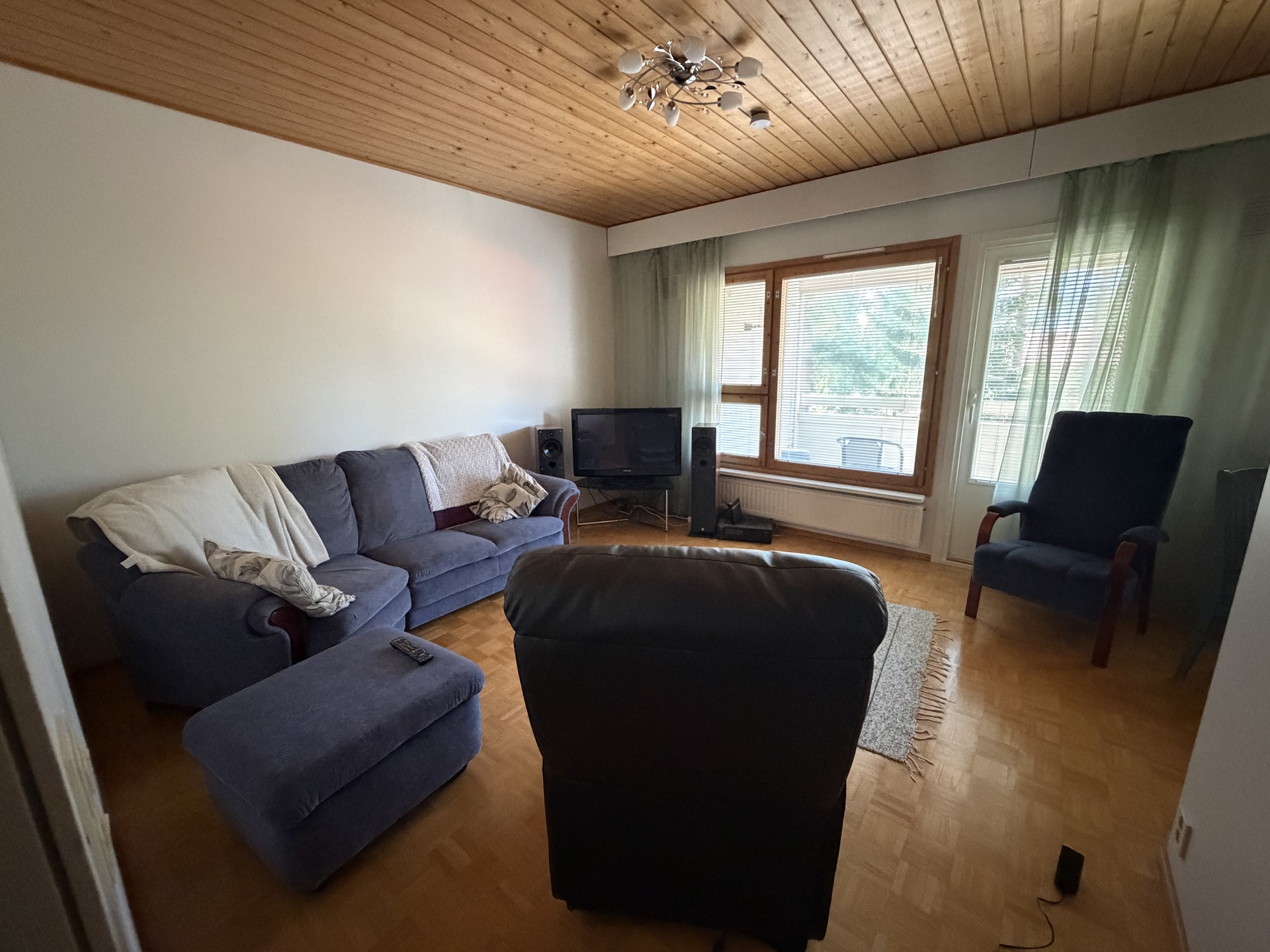 Joulumerkintie 6, Mäntylä, Oulu