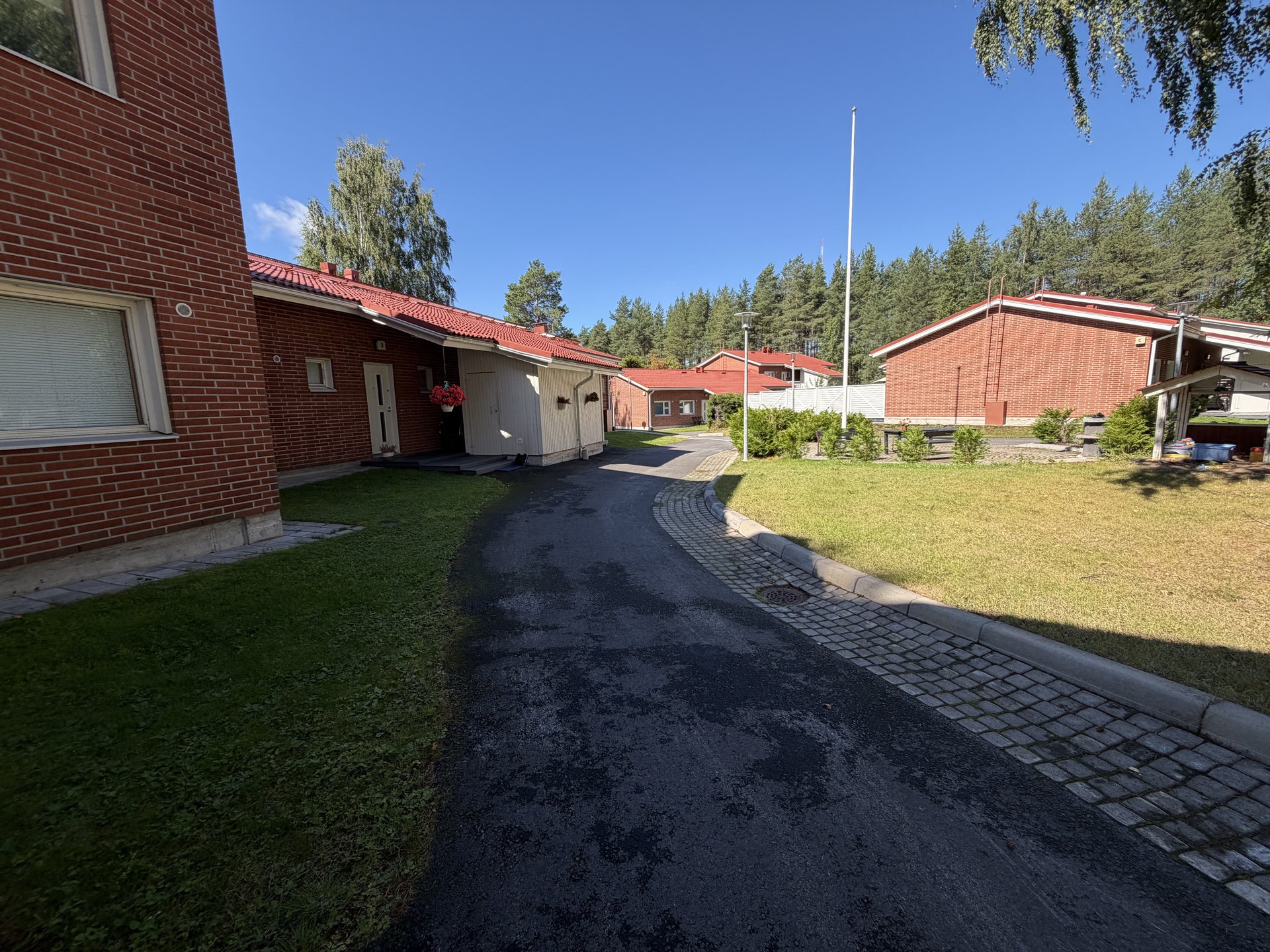 Joulumerkintie 6, Mäntylä, Oulu