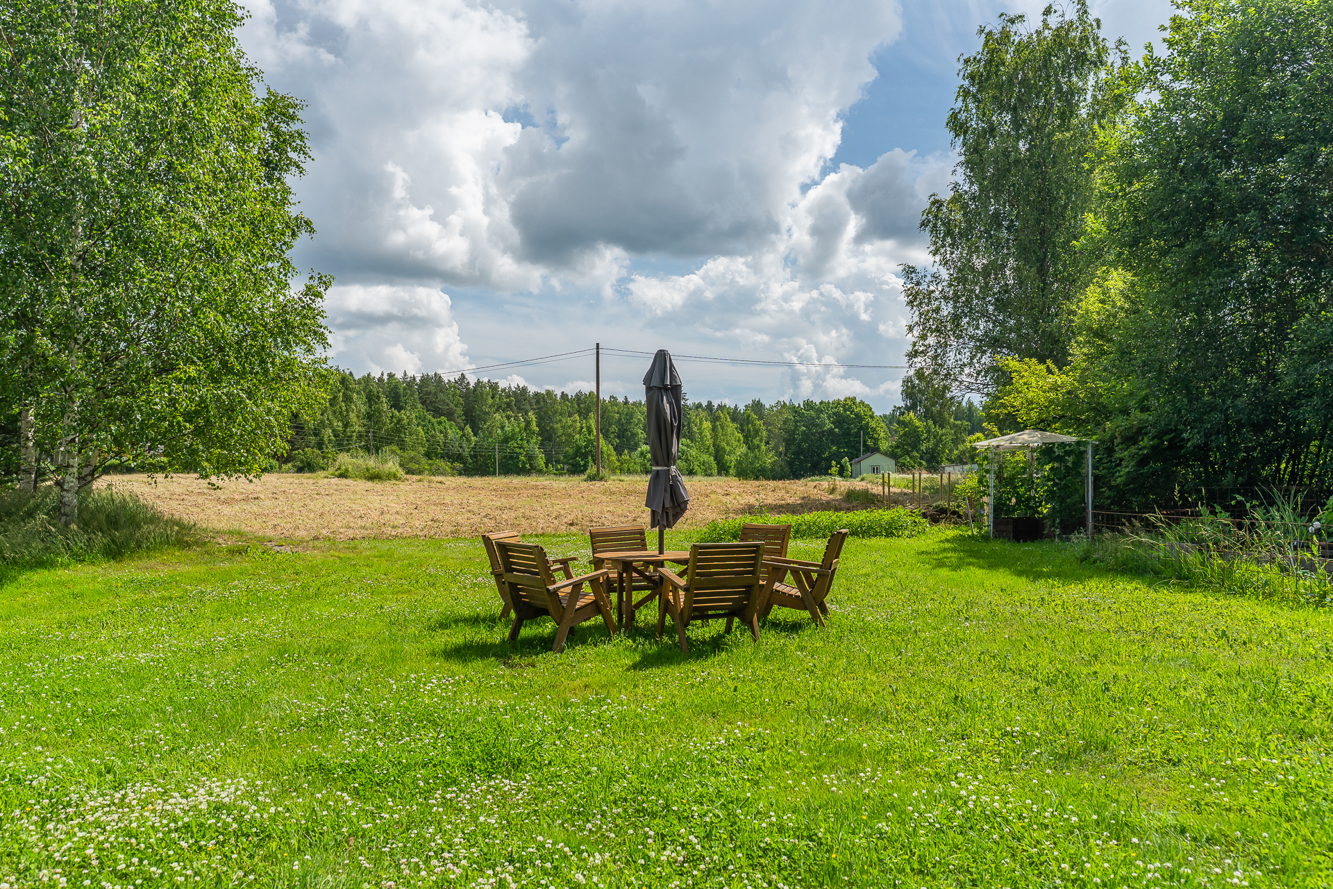 Bommaksentie 11, Pernaja, Loviisa
