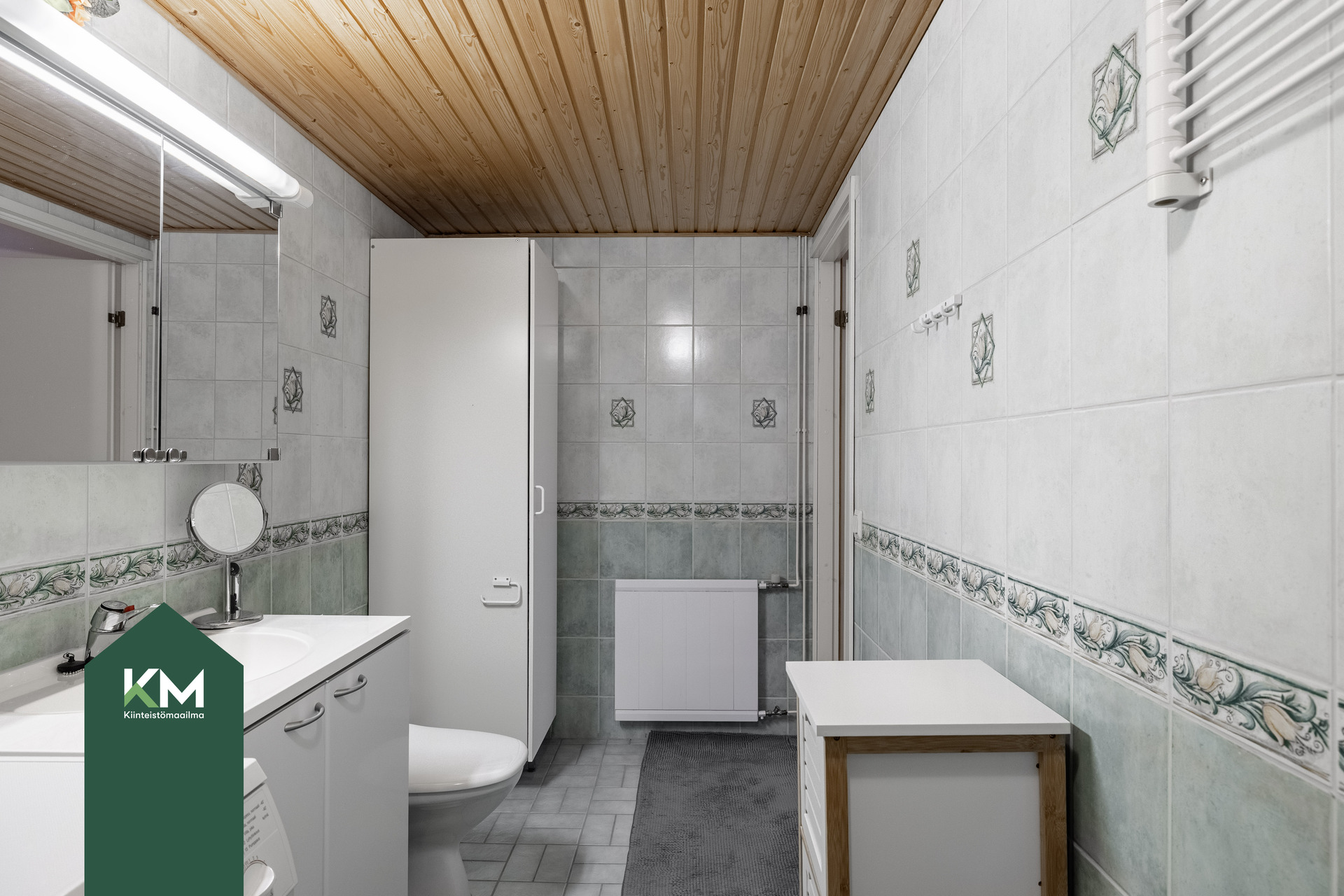 Louhenkatu 9, Hovila, Kotka