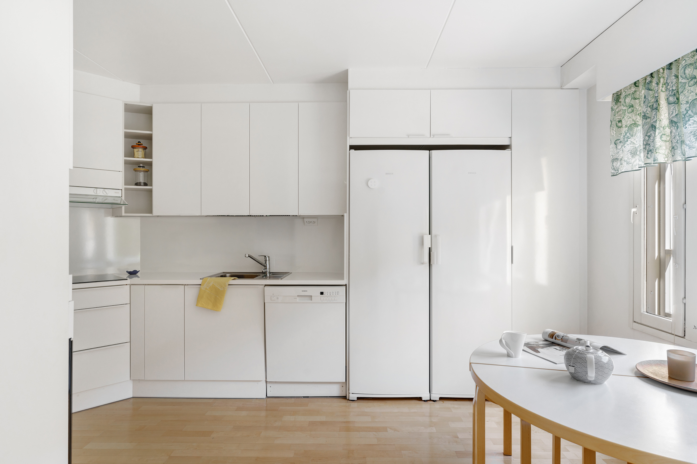 Keittiö on moderni ja uusittu 2024/2026.