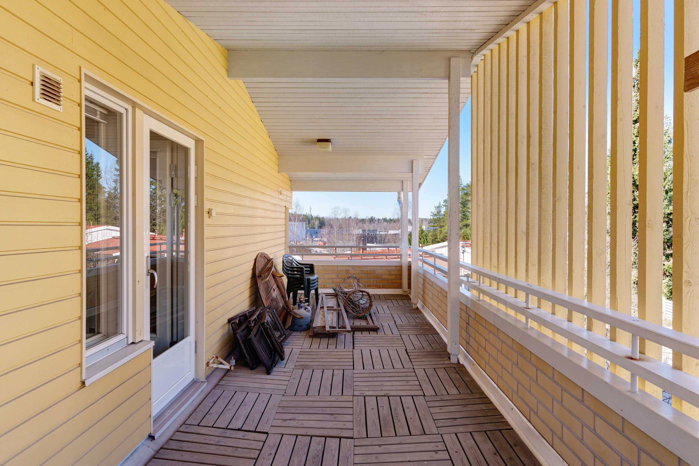 Täällä kelpaa oleskella ja tulla vilvouttelemaan saunasta.