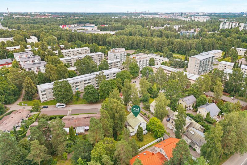 Vuorikummuntie 18 b, Konala, Helsinki