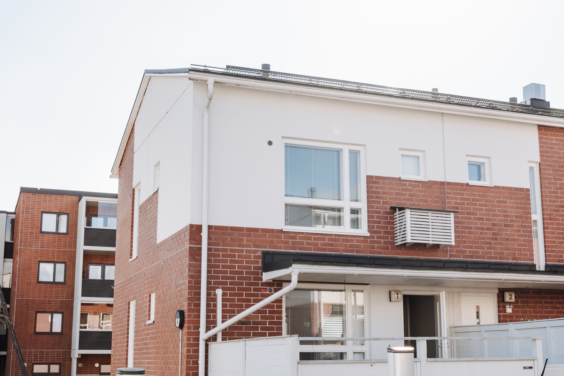 Karhusuontie 8, Pukinmäki, Helsinki