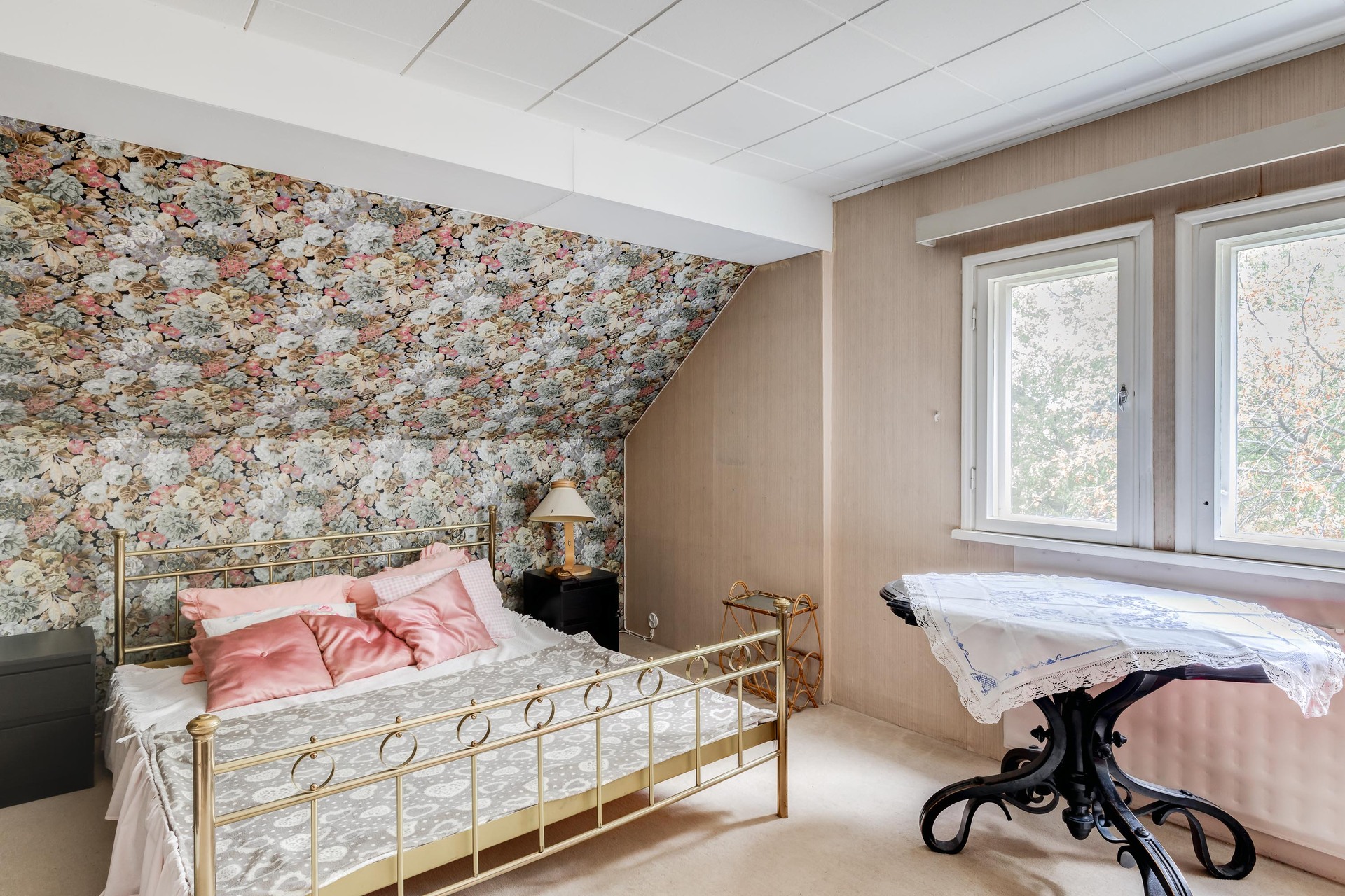 Lainlukijantie 27b, Torpparinmäki, Helsinki